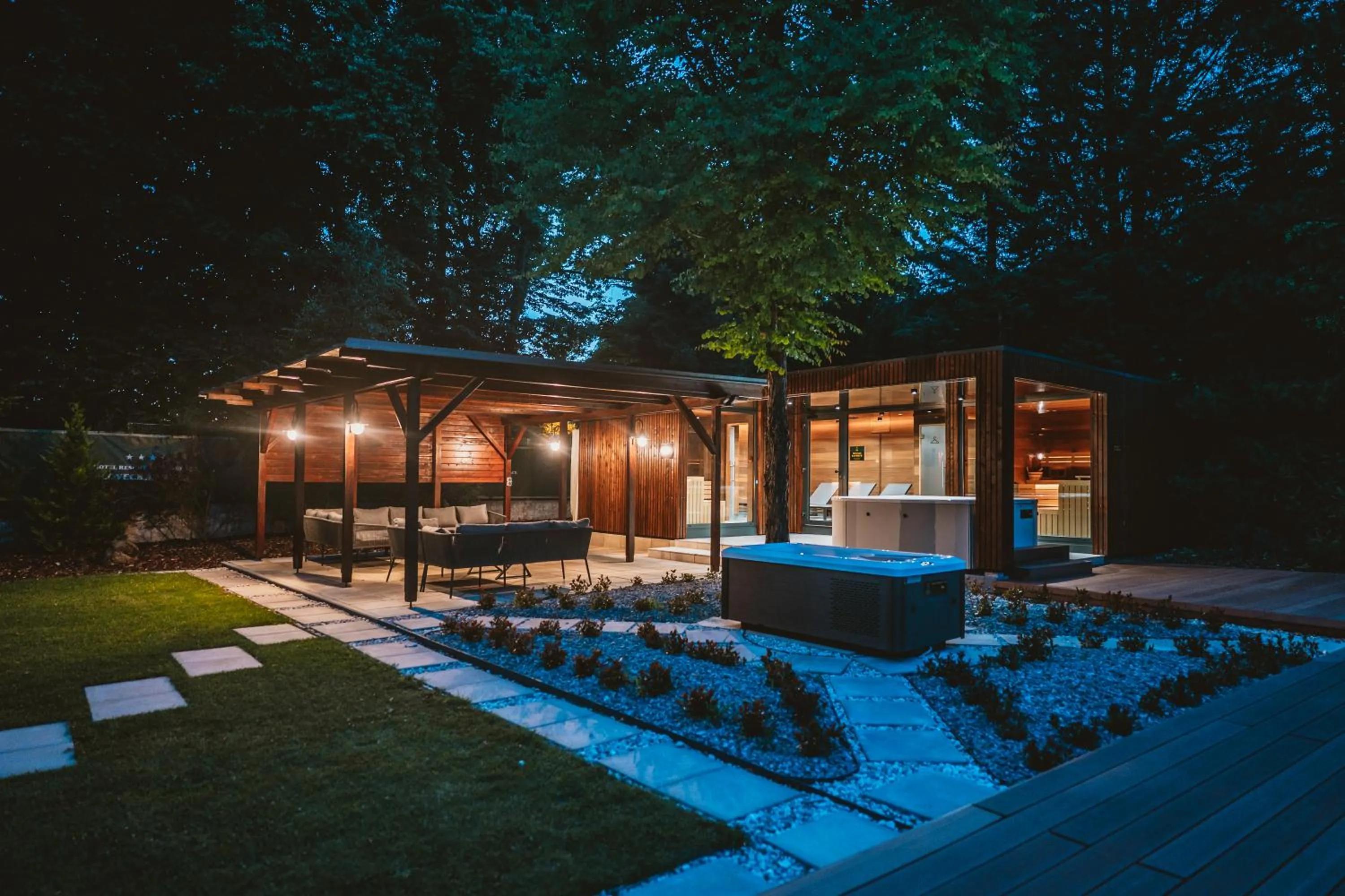 Night in Hotel resort Lovecká bašta Strakonice