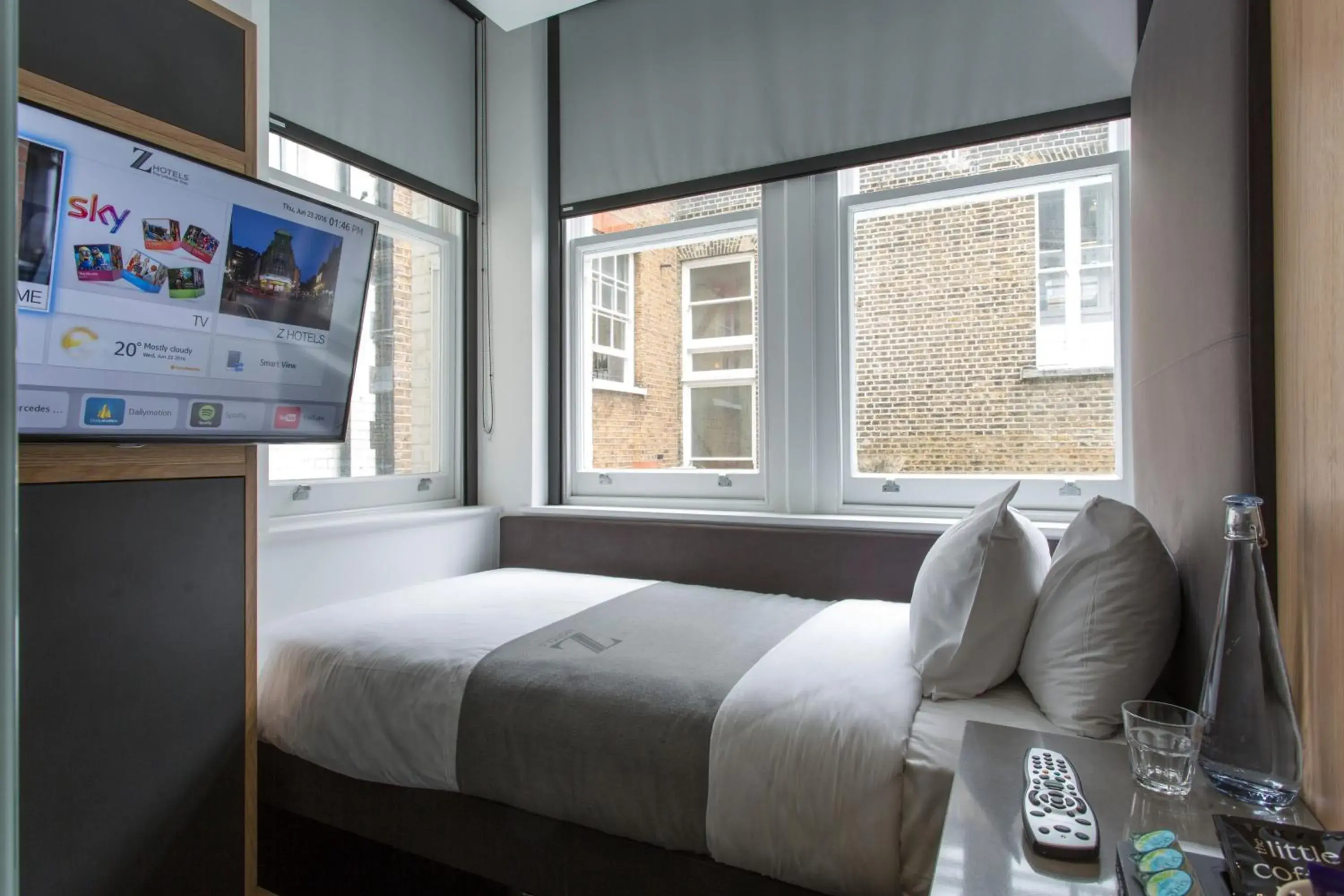 Single Room in The Z Hotel City Single Room in The Z Hotel City