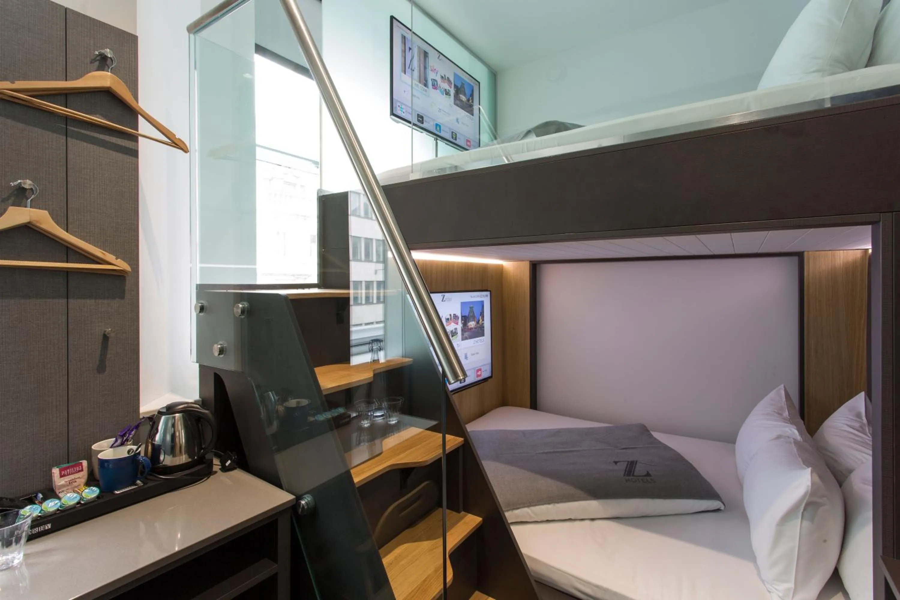 Other, Bed in The Z Hotel City