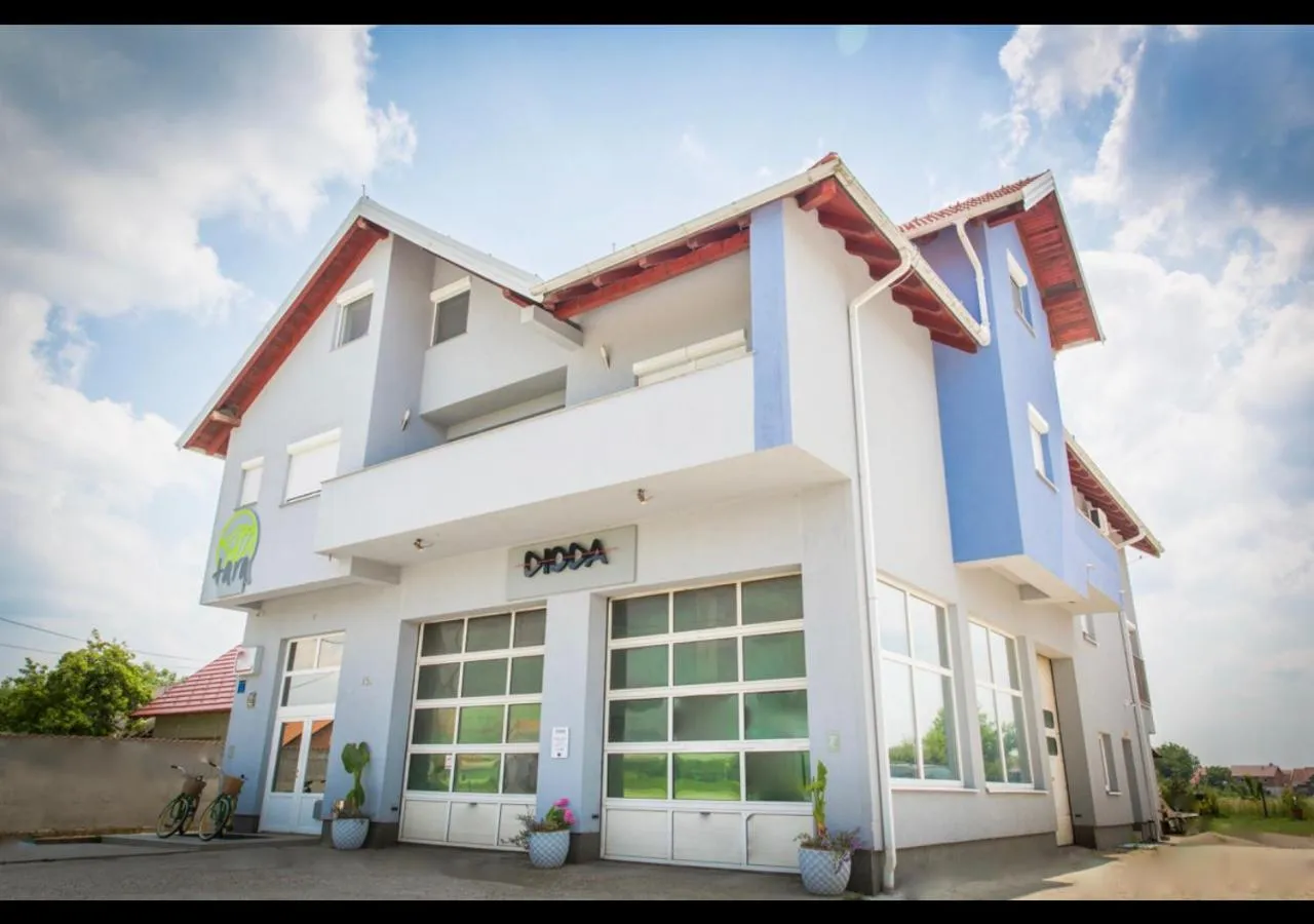 Patio in Tara Garden