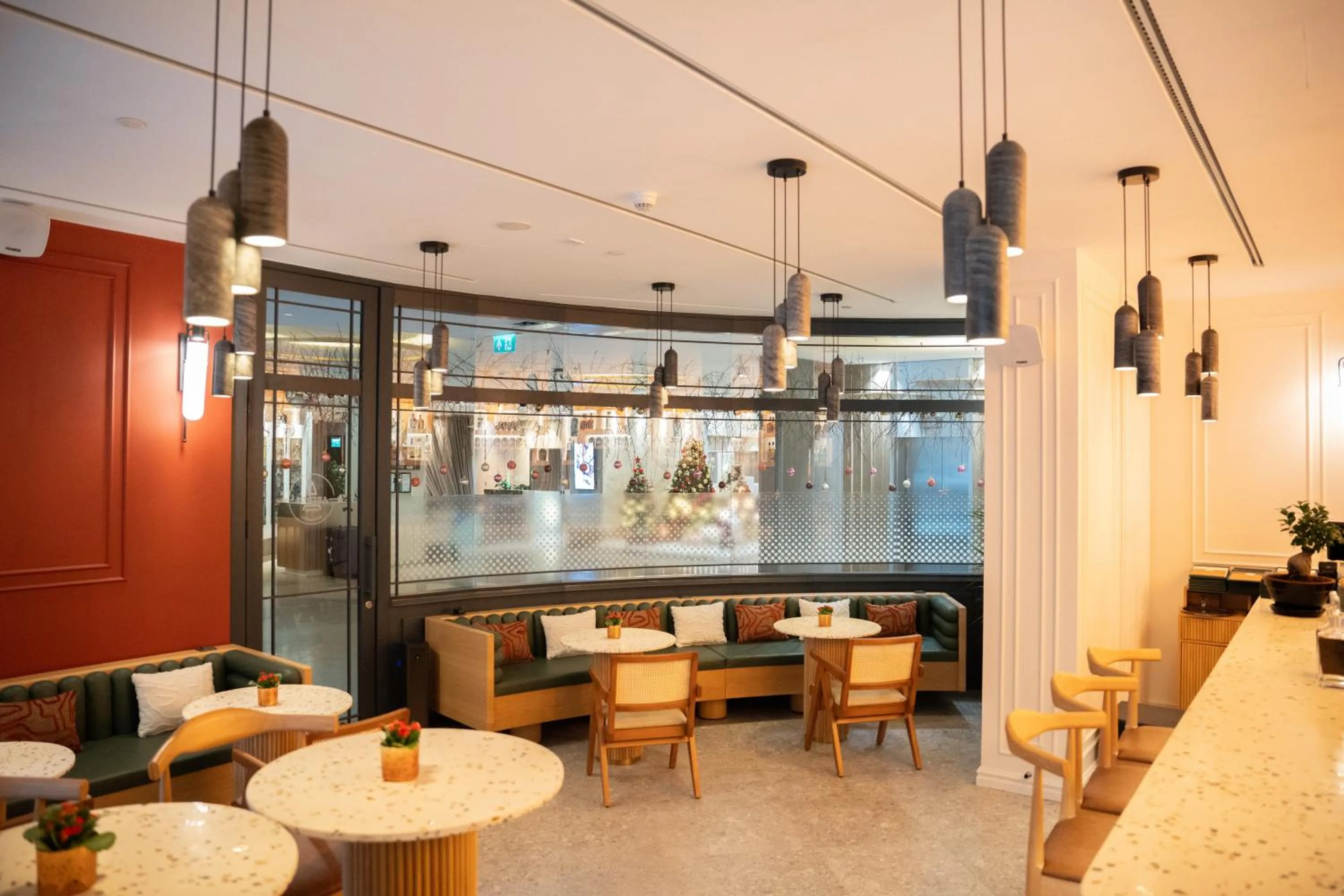 Restaurant/places to eat in Novotel Istanbul Bosphorus Hotel