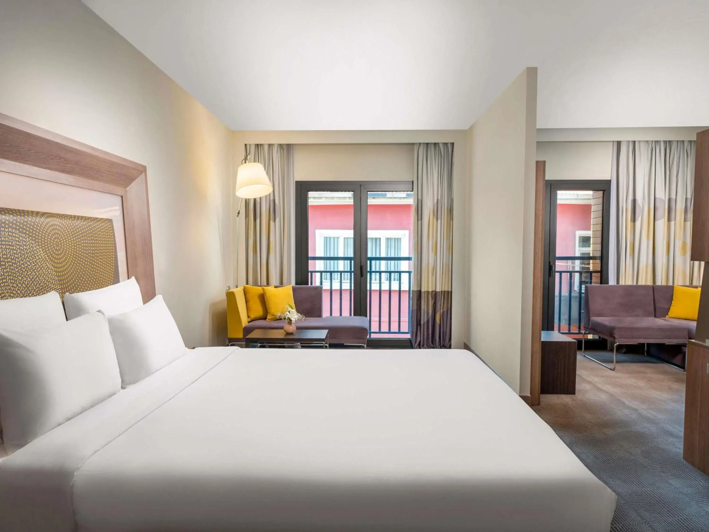 Junior Suite in Novotel Istanbul Bosphorus Hotel Junior Suite in Novotel Istanbul Bosphorus Hotel