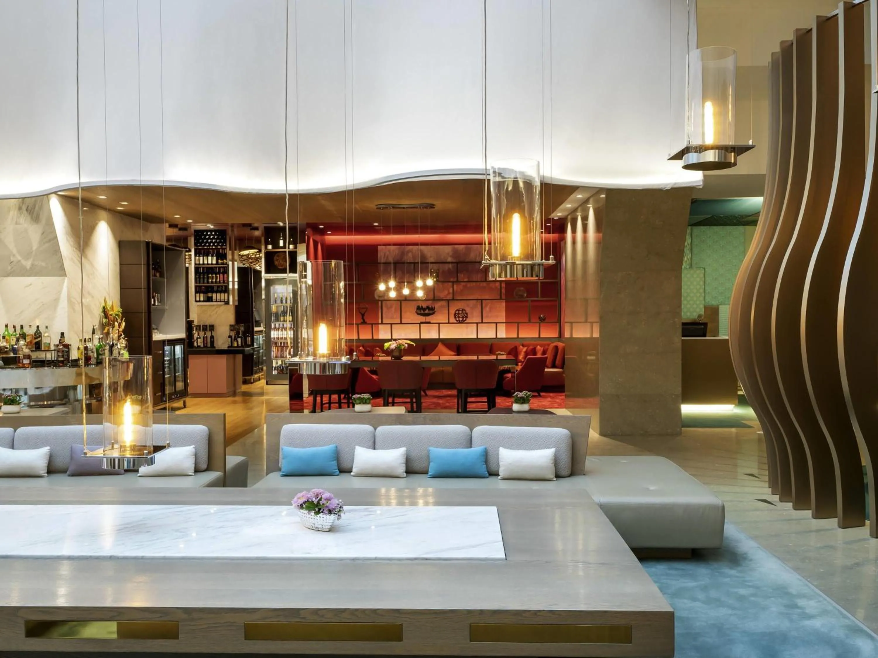 Restaurant/places to eat in Novotel Istanbul Bosphorus Hotel