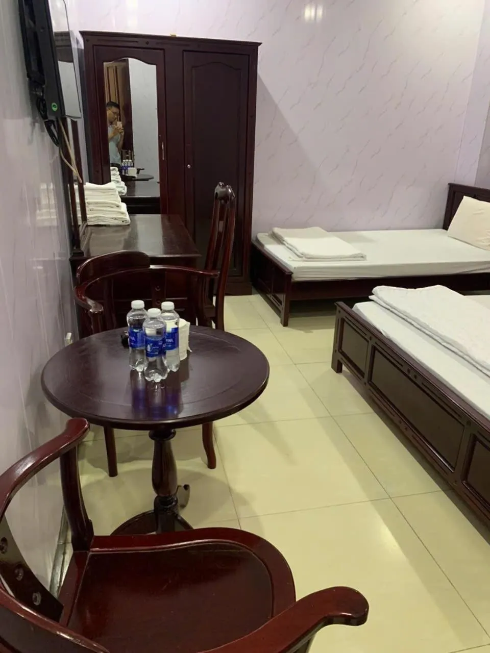 Bed in Thi Long Phụng Hotel