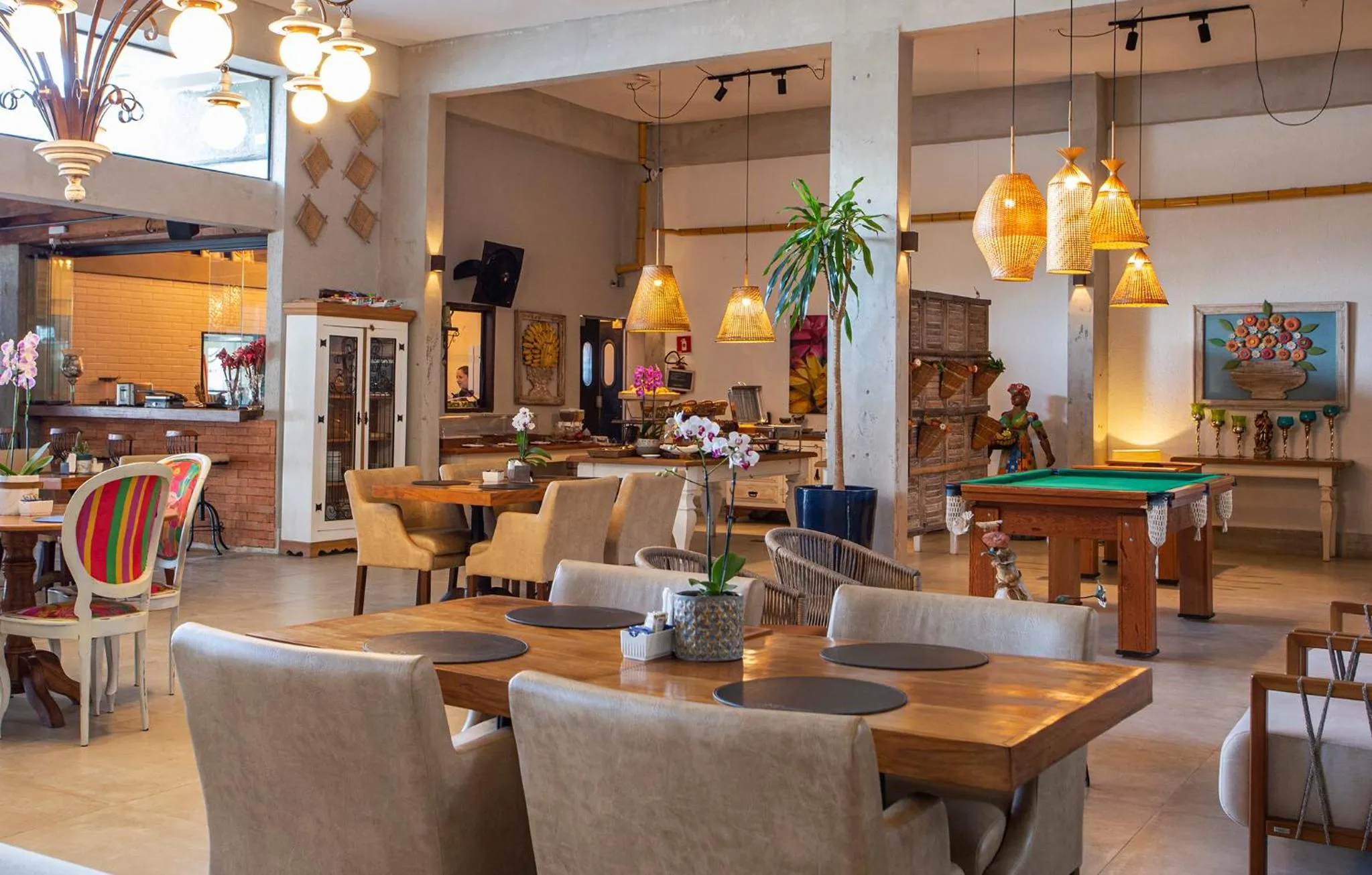 Food and drinks in Hotel Village Enseada