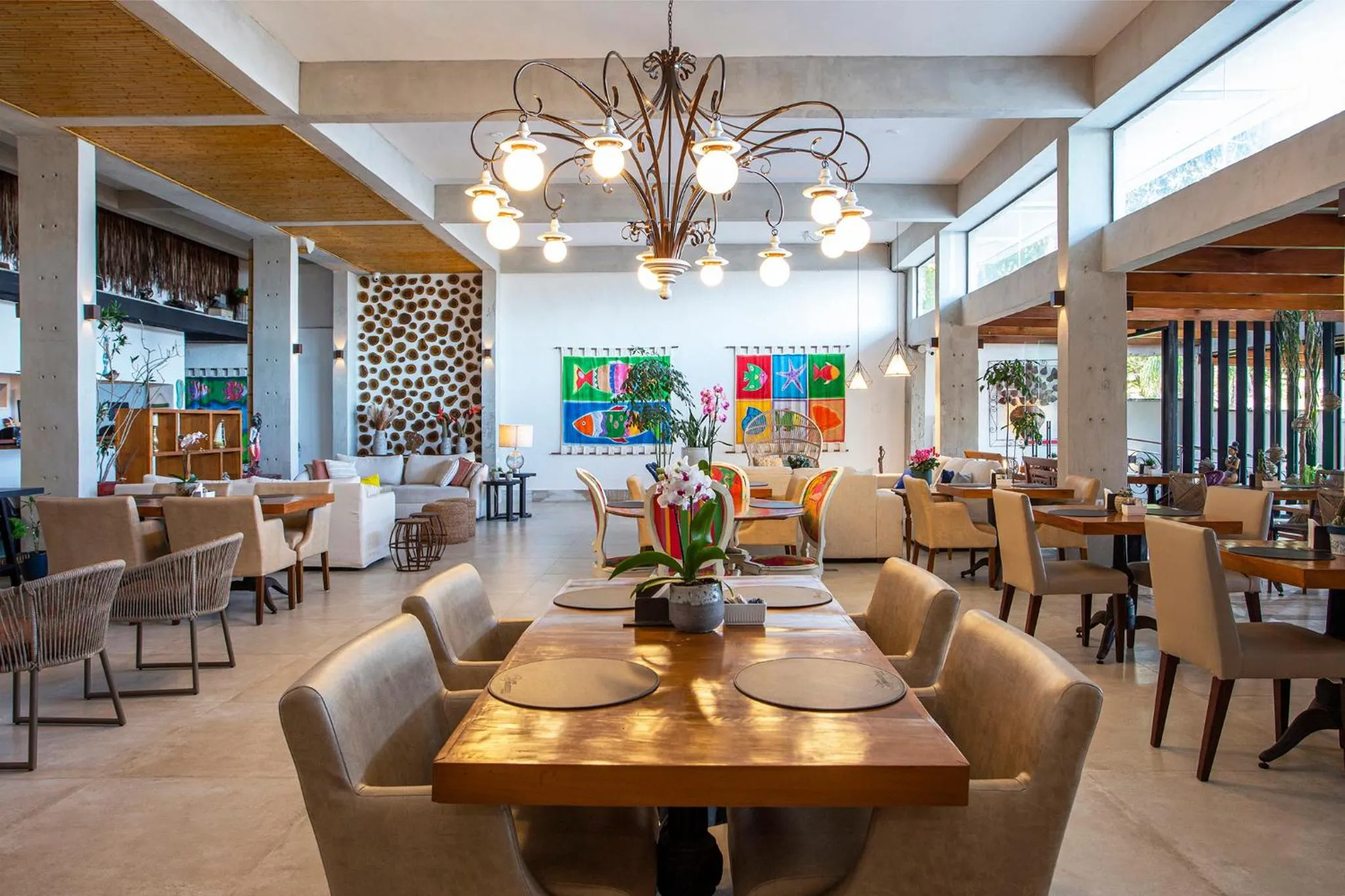 Seating area in Hotel Village Enseada