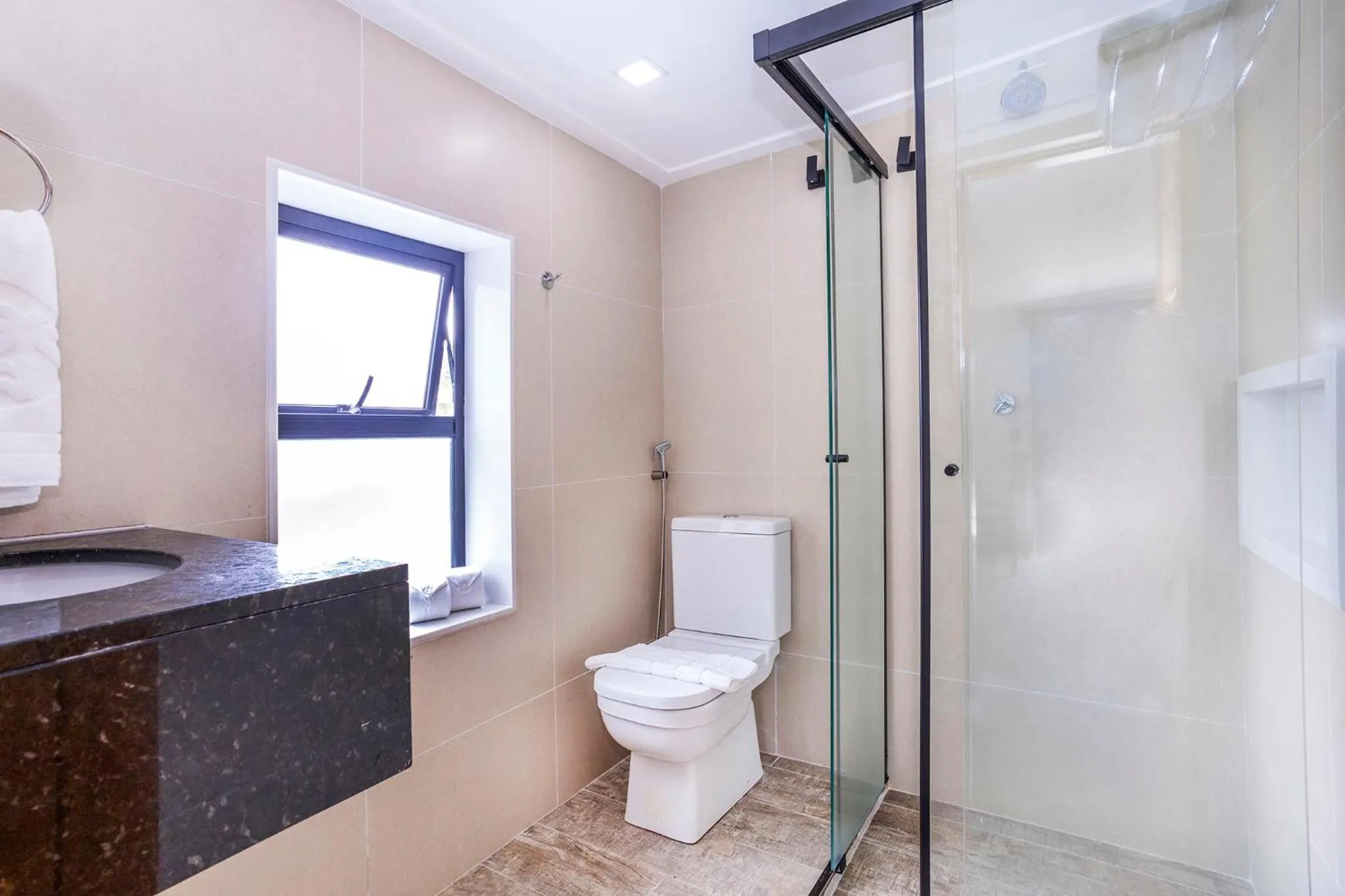 Shower in Hotel Village Enseada