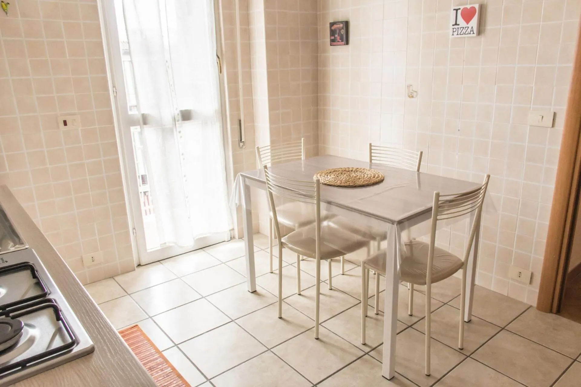 kitchen in Big Family