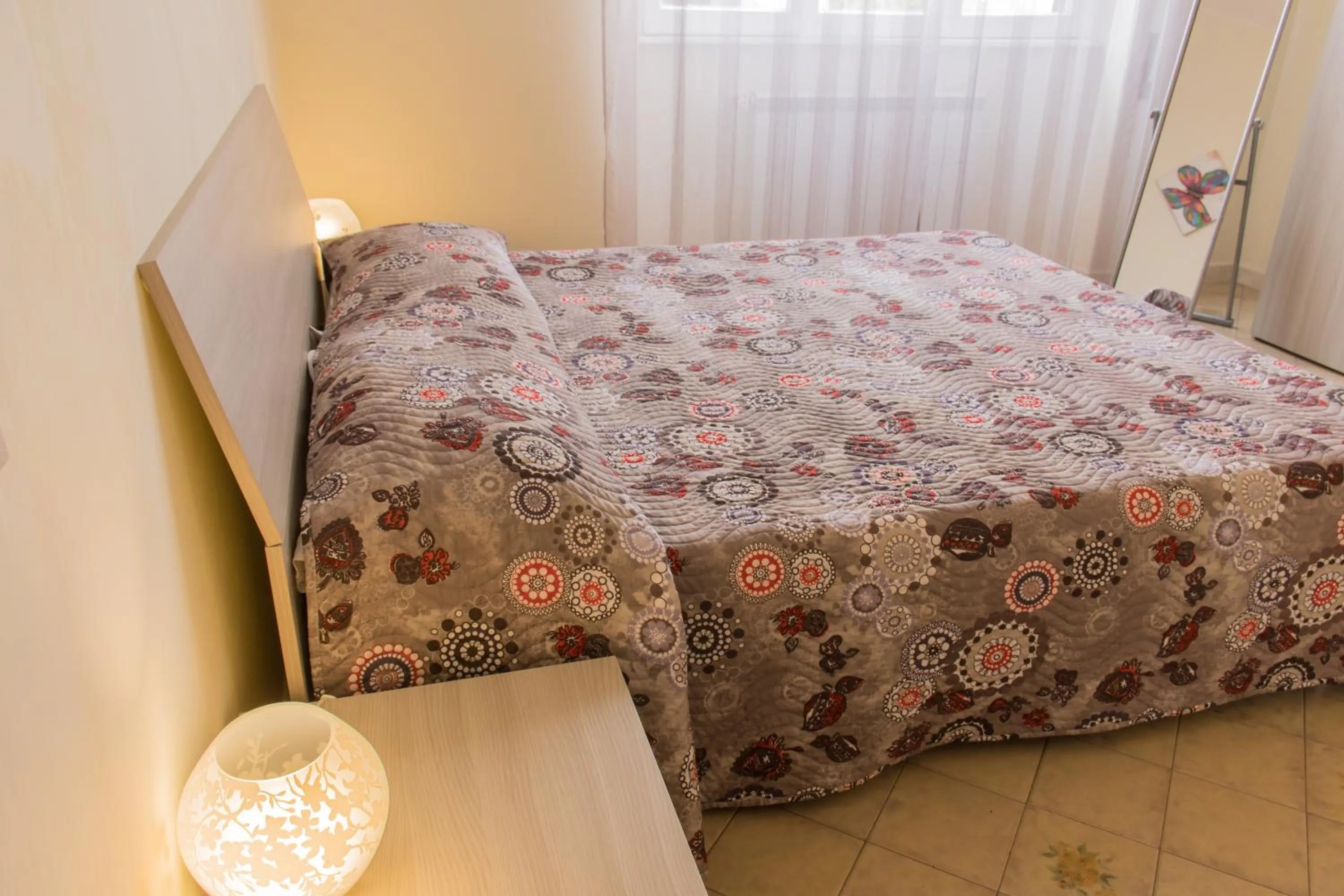 Bedroom, Bed in Big Family