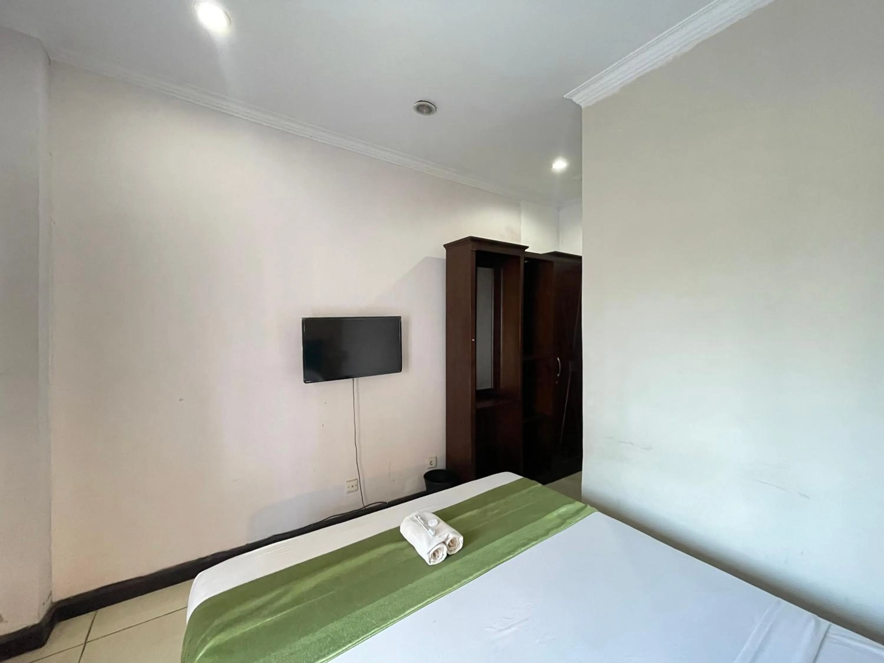 Bed in Klungkung Tower Hotel