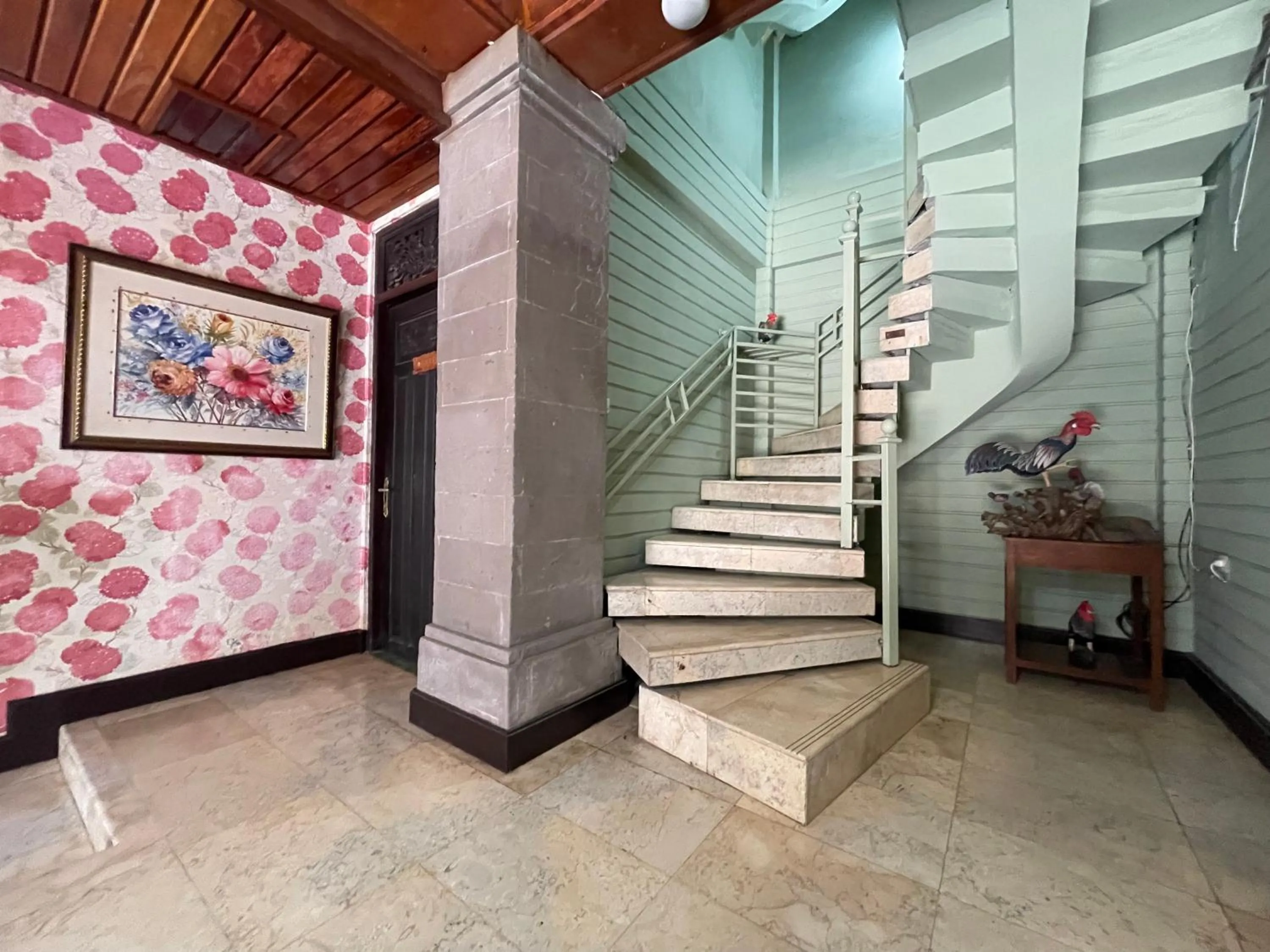 Klungkung Tower Hotel