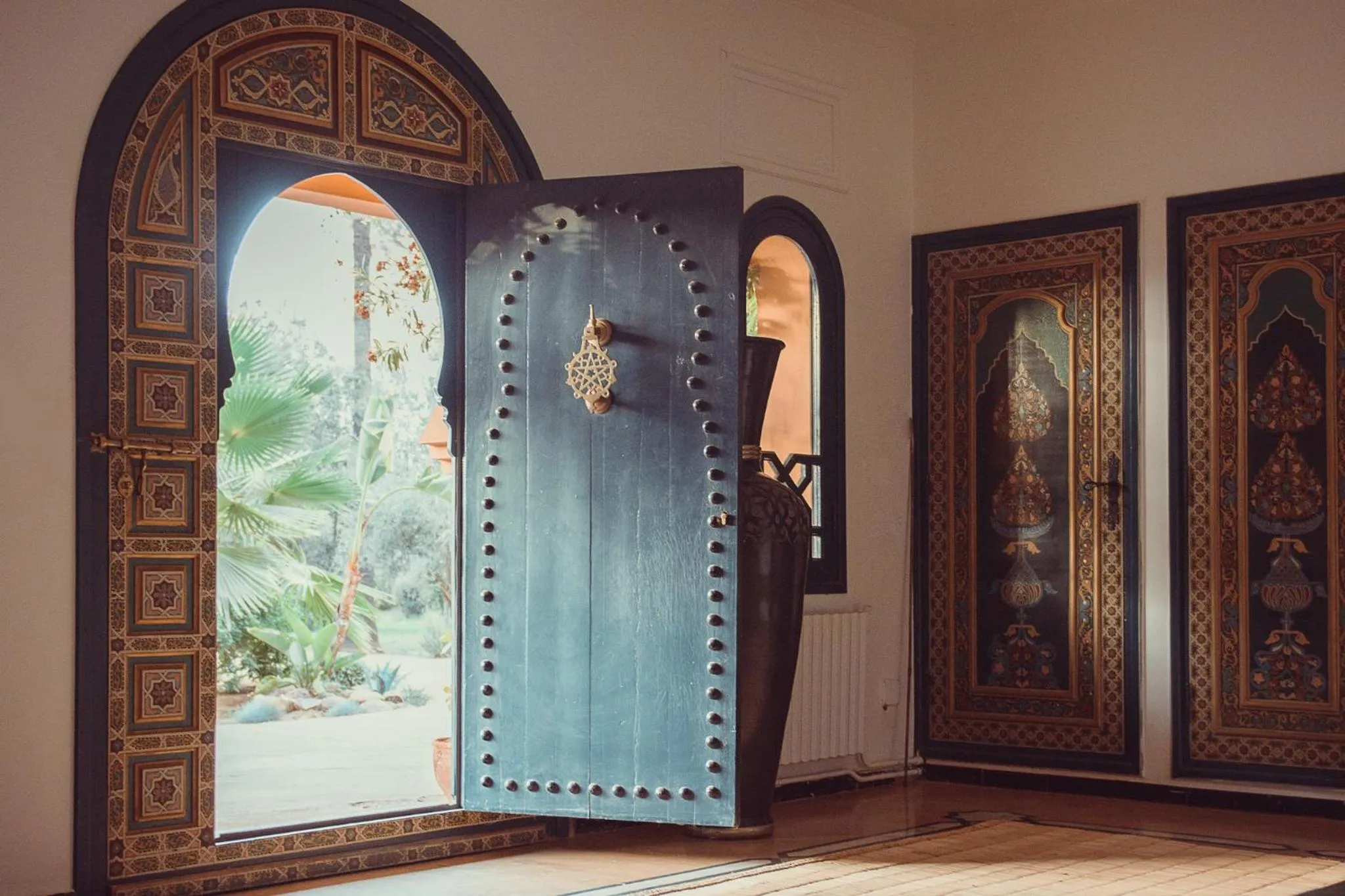 Bedroom in La Vie En Rose - Horses & Dogs House