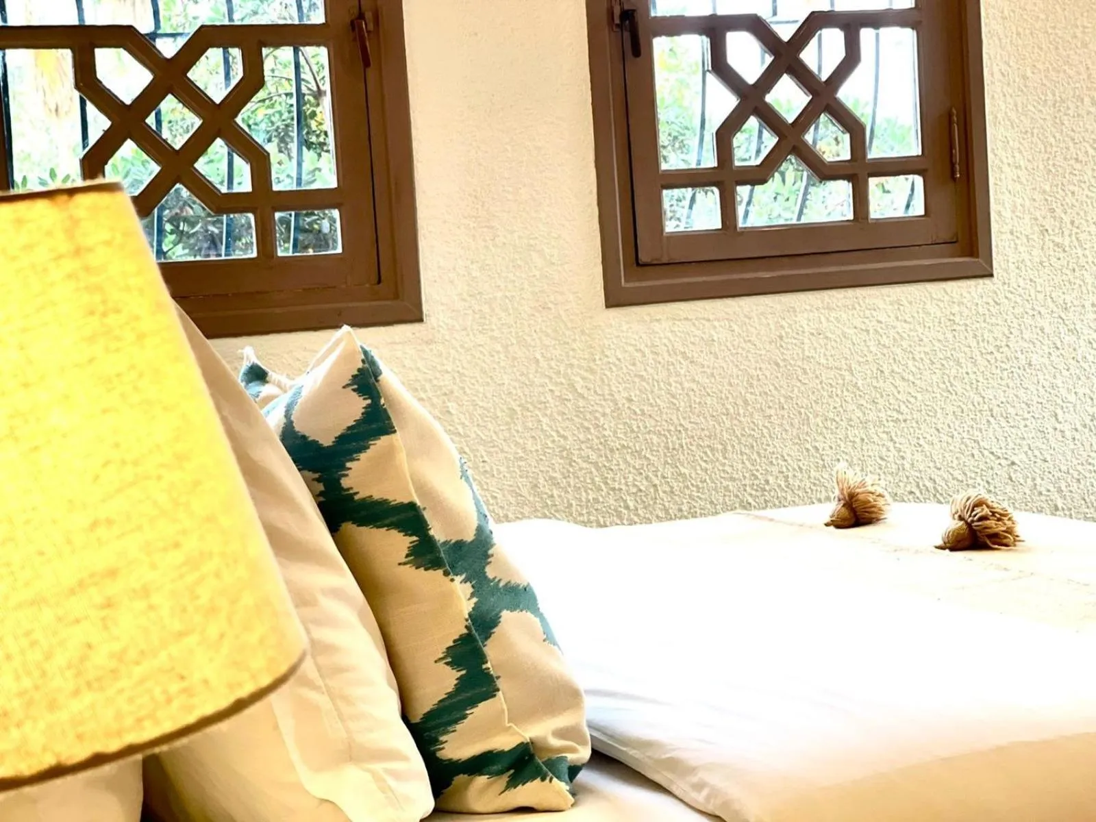 Bed in La Vie En Rose - Horses & Dogs House