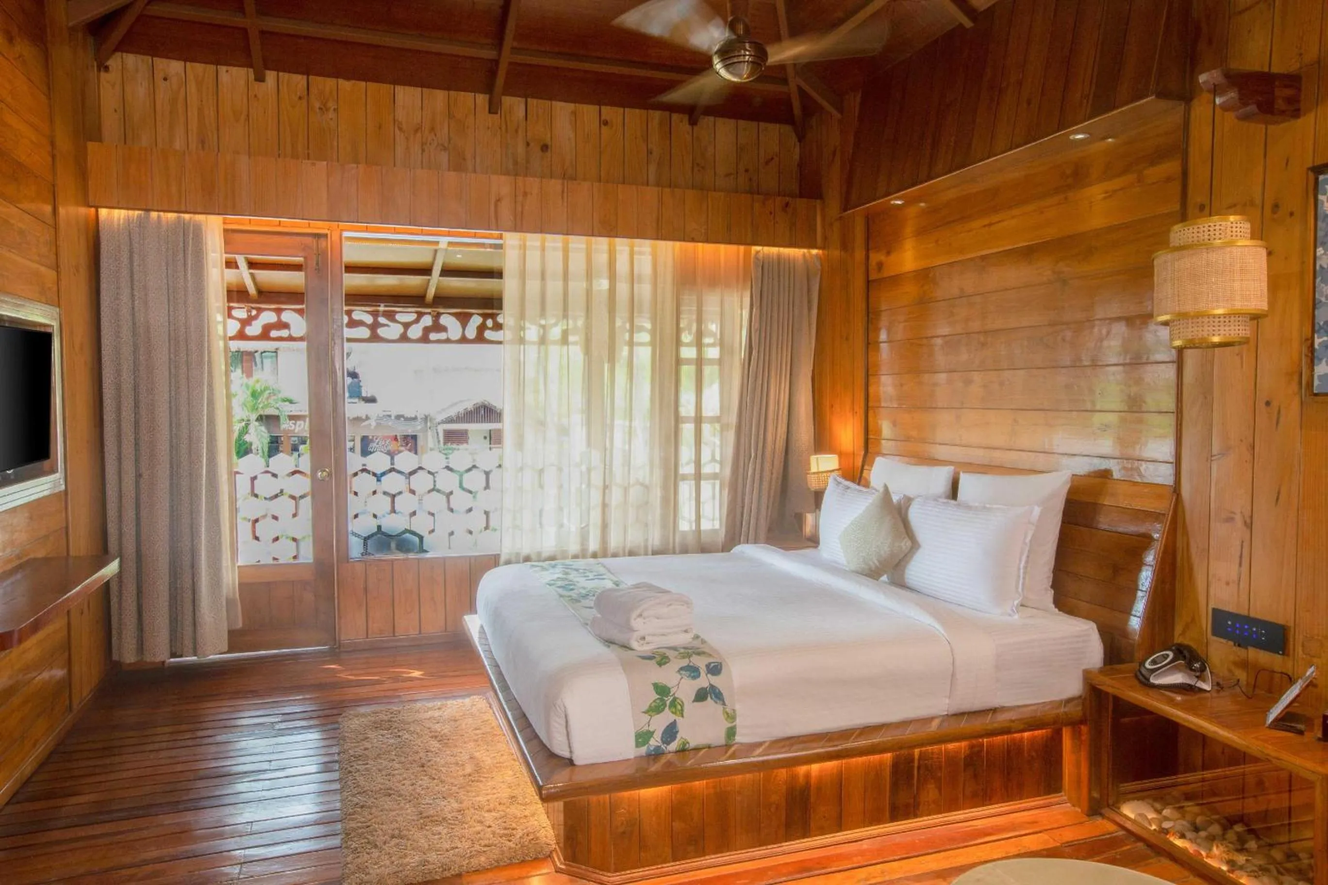 Bed in Coral Reef Resort & Spa, Havelock