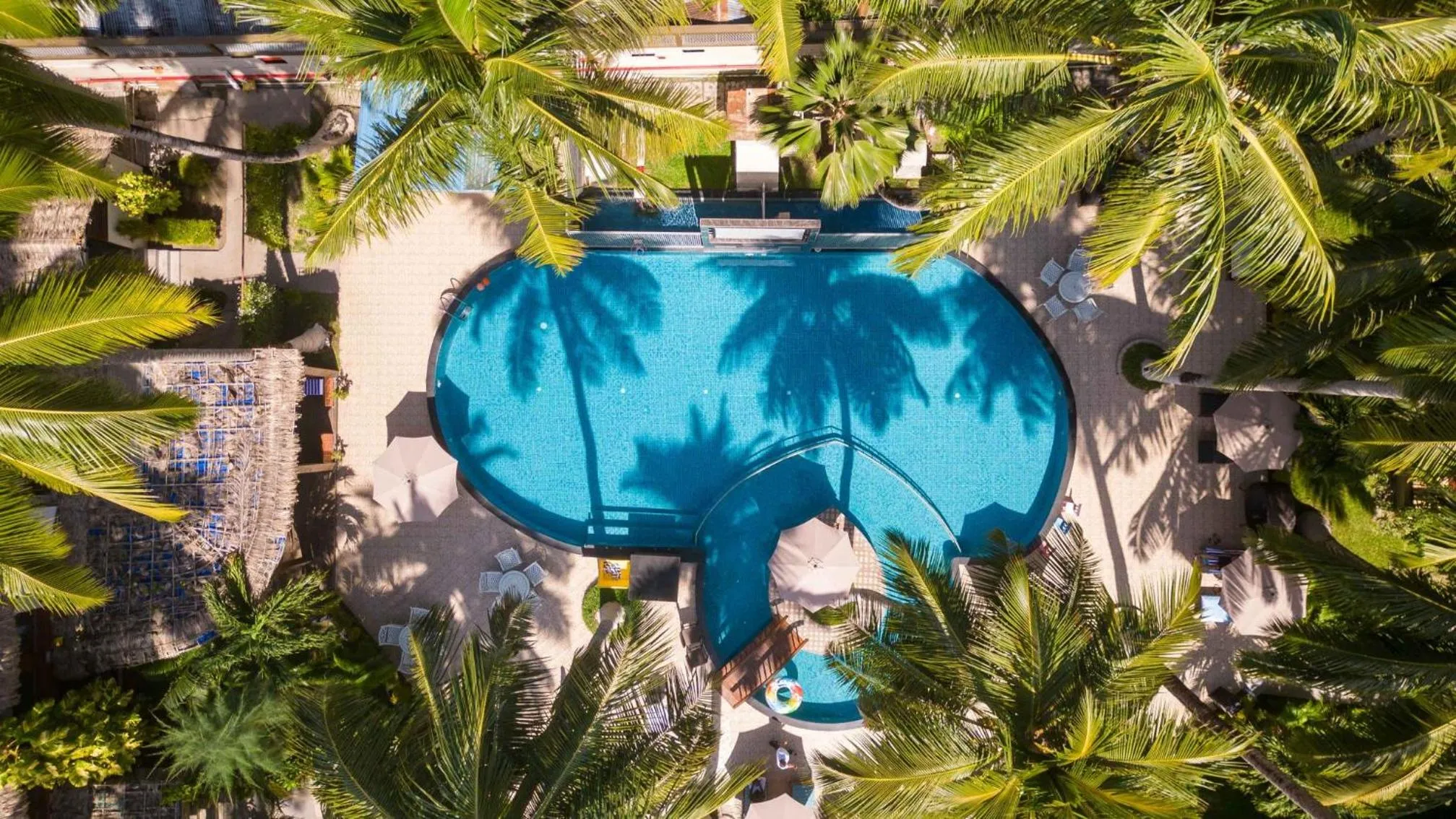 Swimming pool in Coral Reef Resort & Spa, Havelock