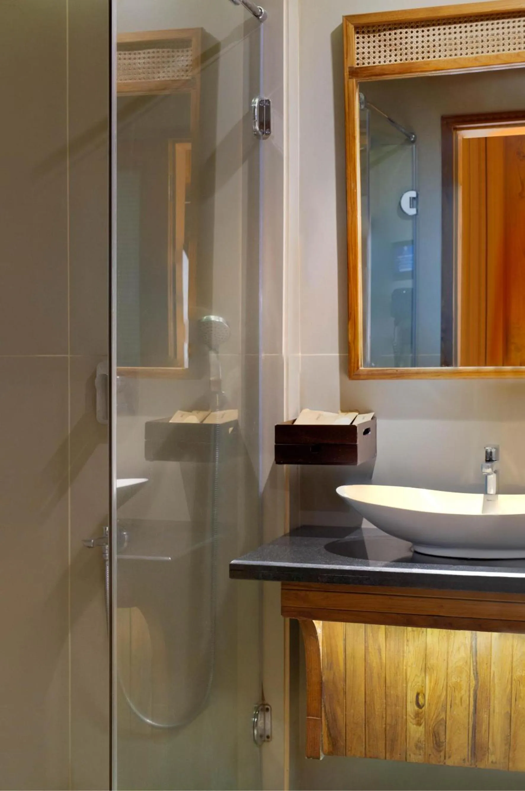 Bathroom in Coral Reef Resort & Spa, Havelock