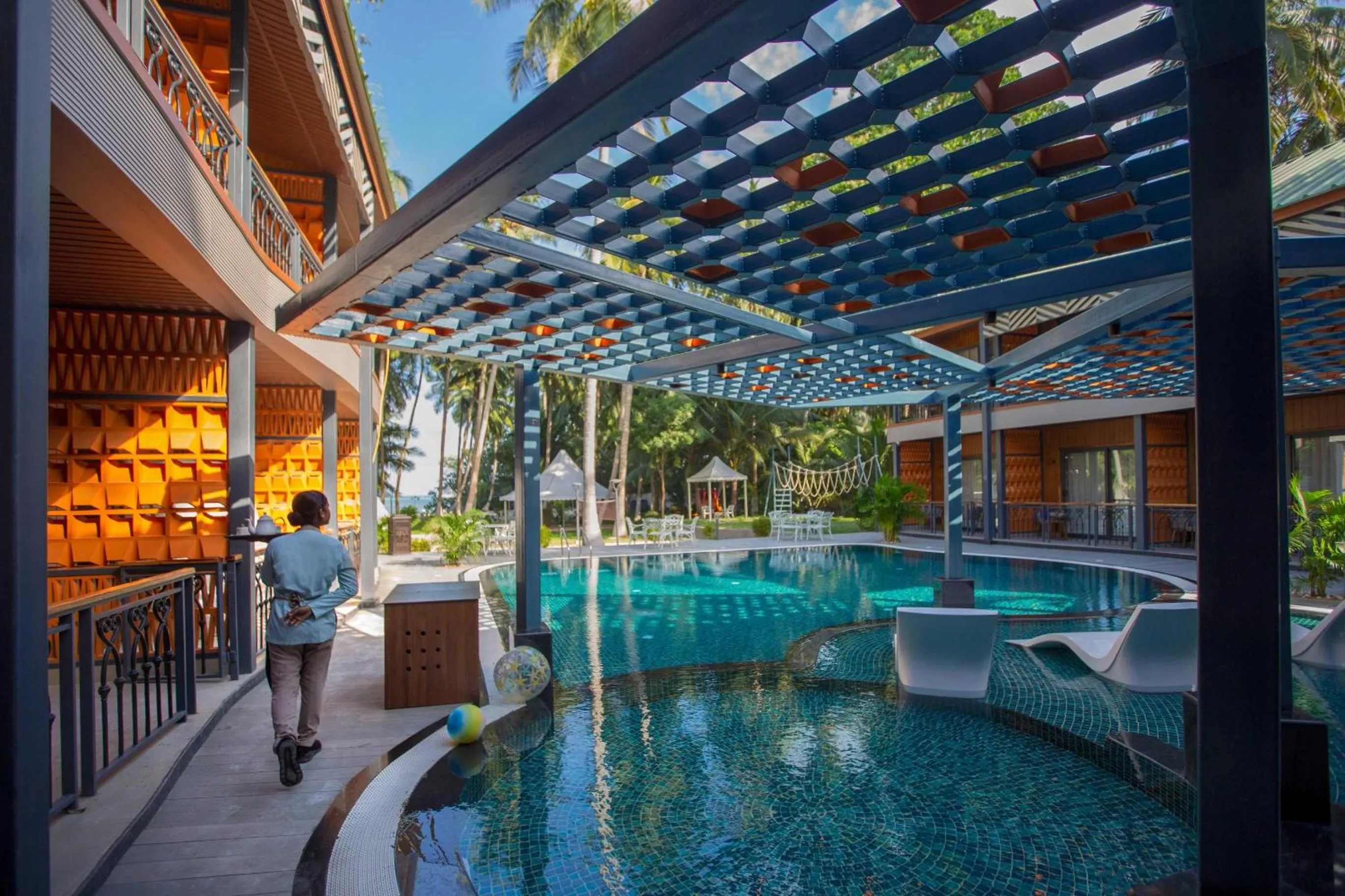 Swimming pool in Coral Reef Resort & Spa, Havelock