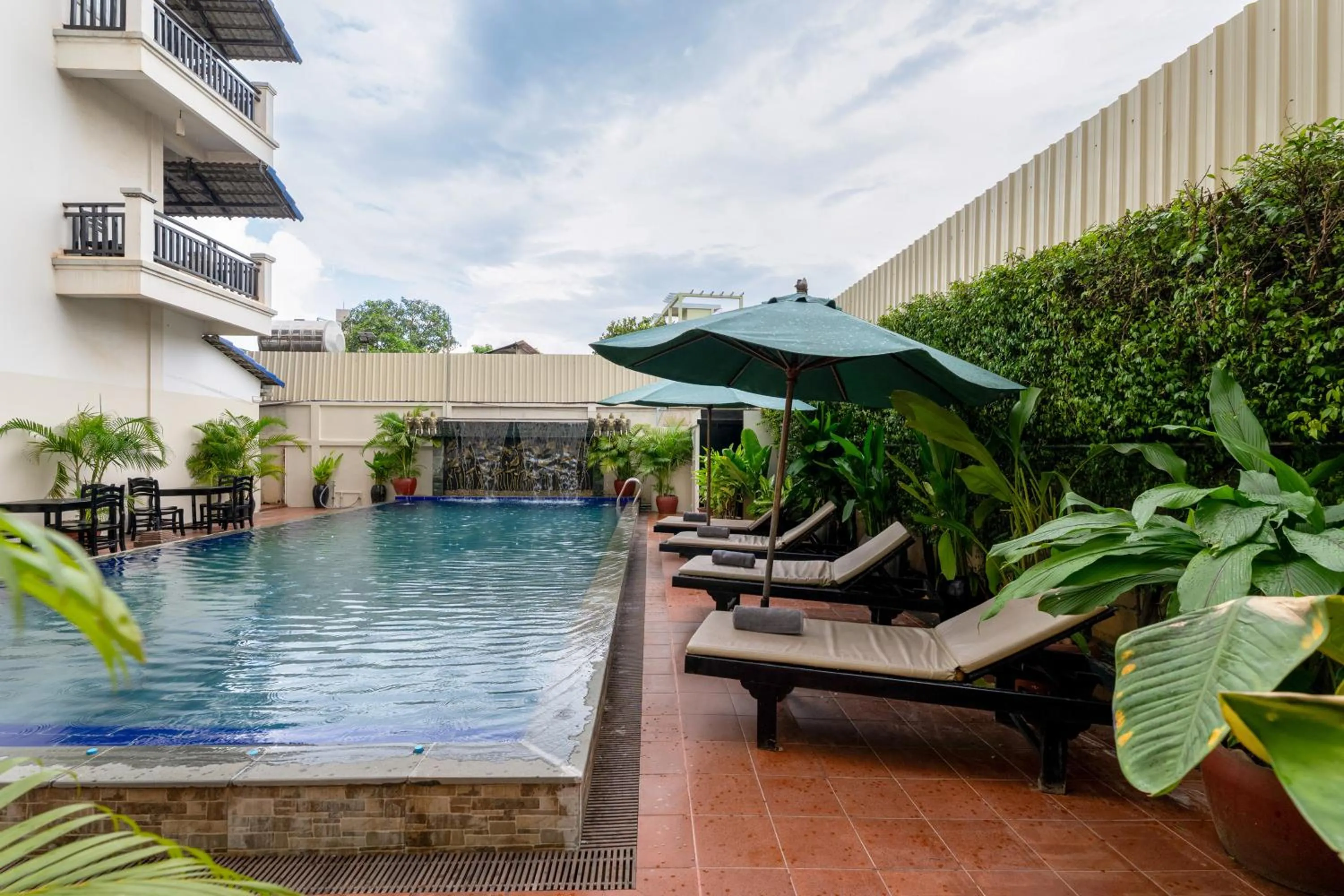 Day in Khmer Angkor Residence