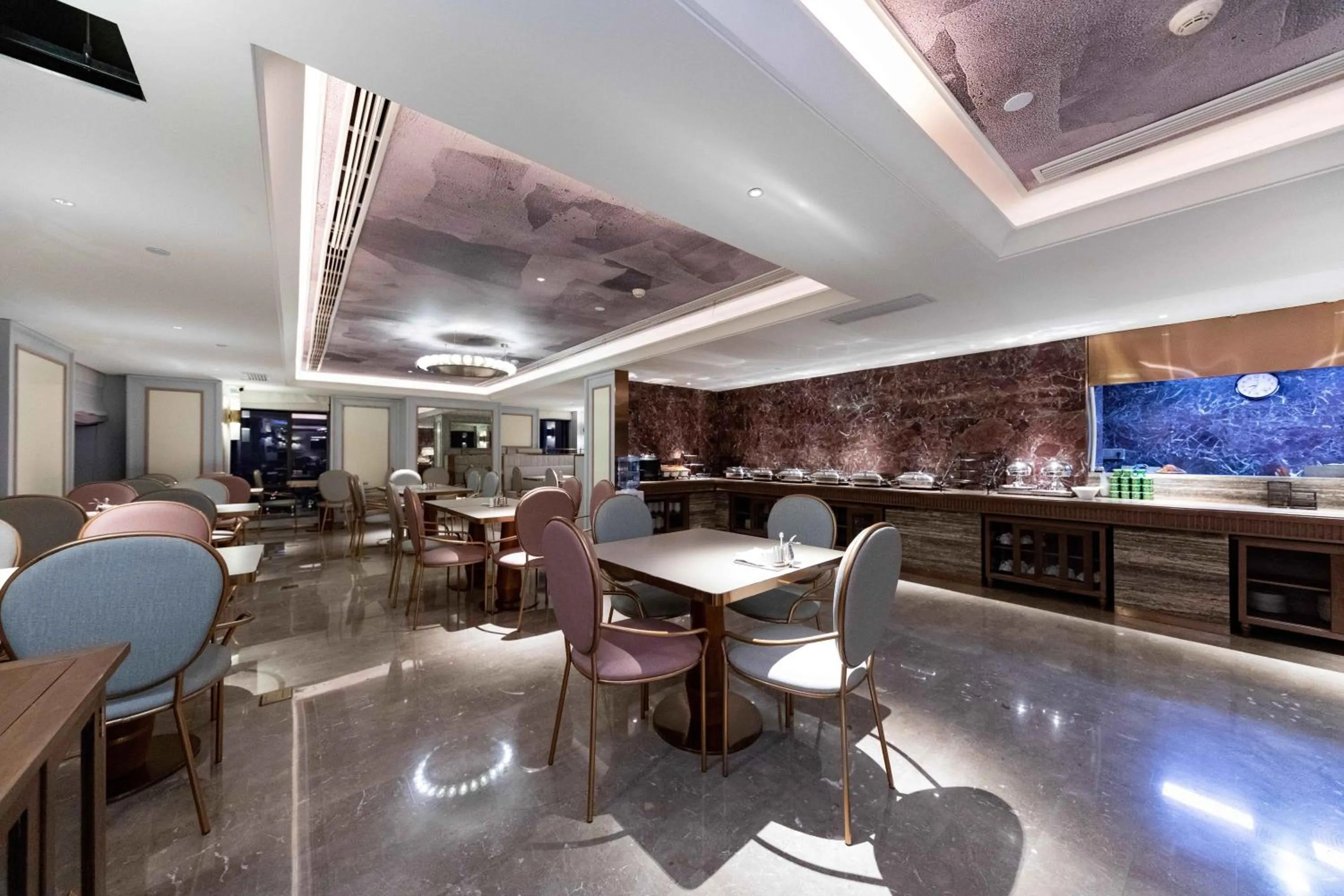 Restaurant/places to eat in Mercure Hotel Shijiazhuang, Zhongshan East Road