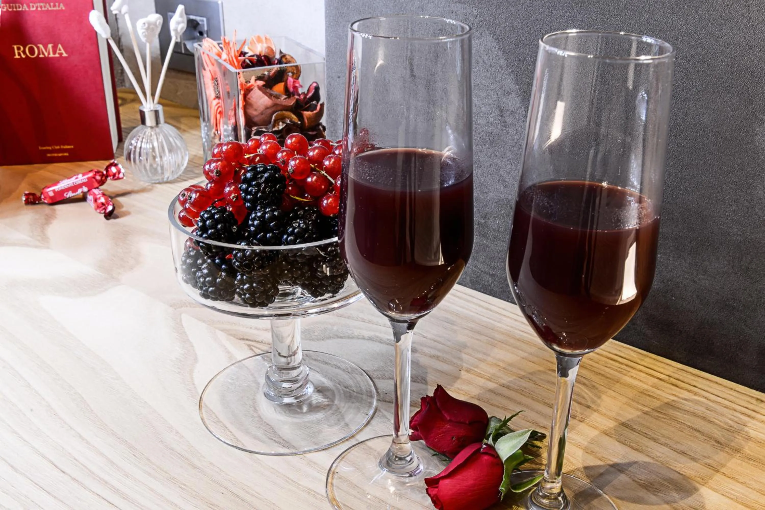 Alcoholic drinks in Sun Suite Luxury Pantheon