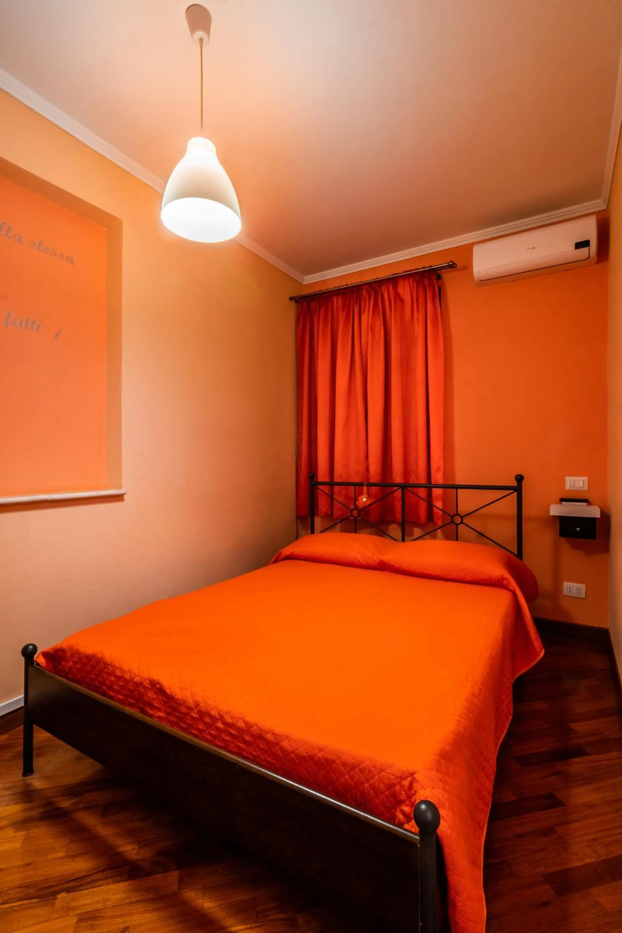 Il Bacio e La Nocciola