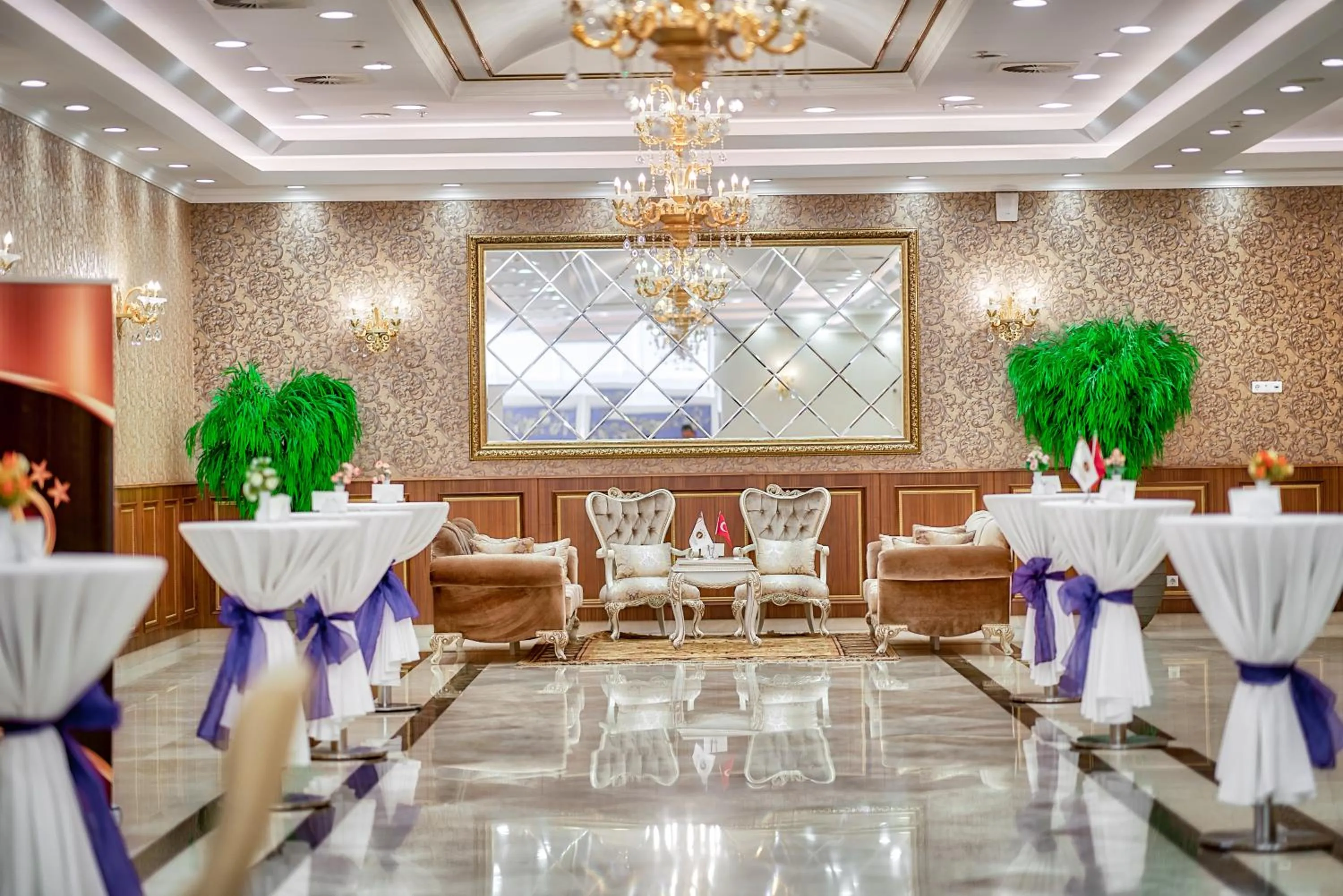 Banquet/Function facilities in Atakosk Group Hotels