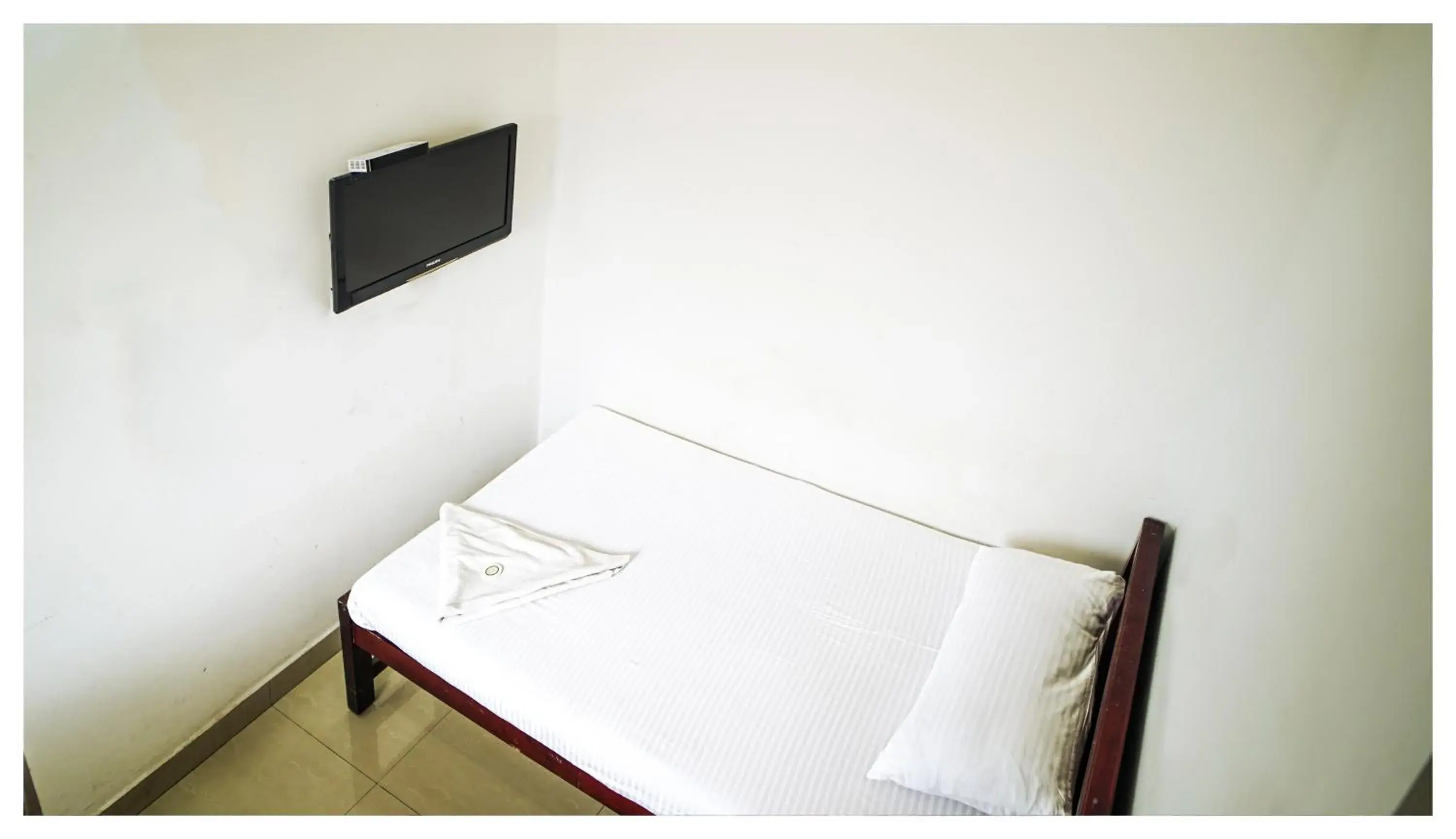 Economy Single Room - single occupancy in Kay Kay Residency Economy Single Room - single occupancy in Kay Kay Residency