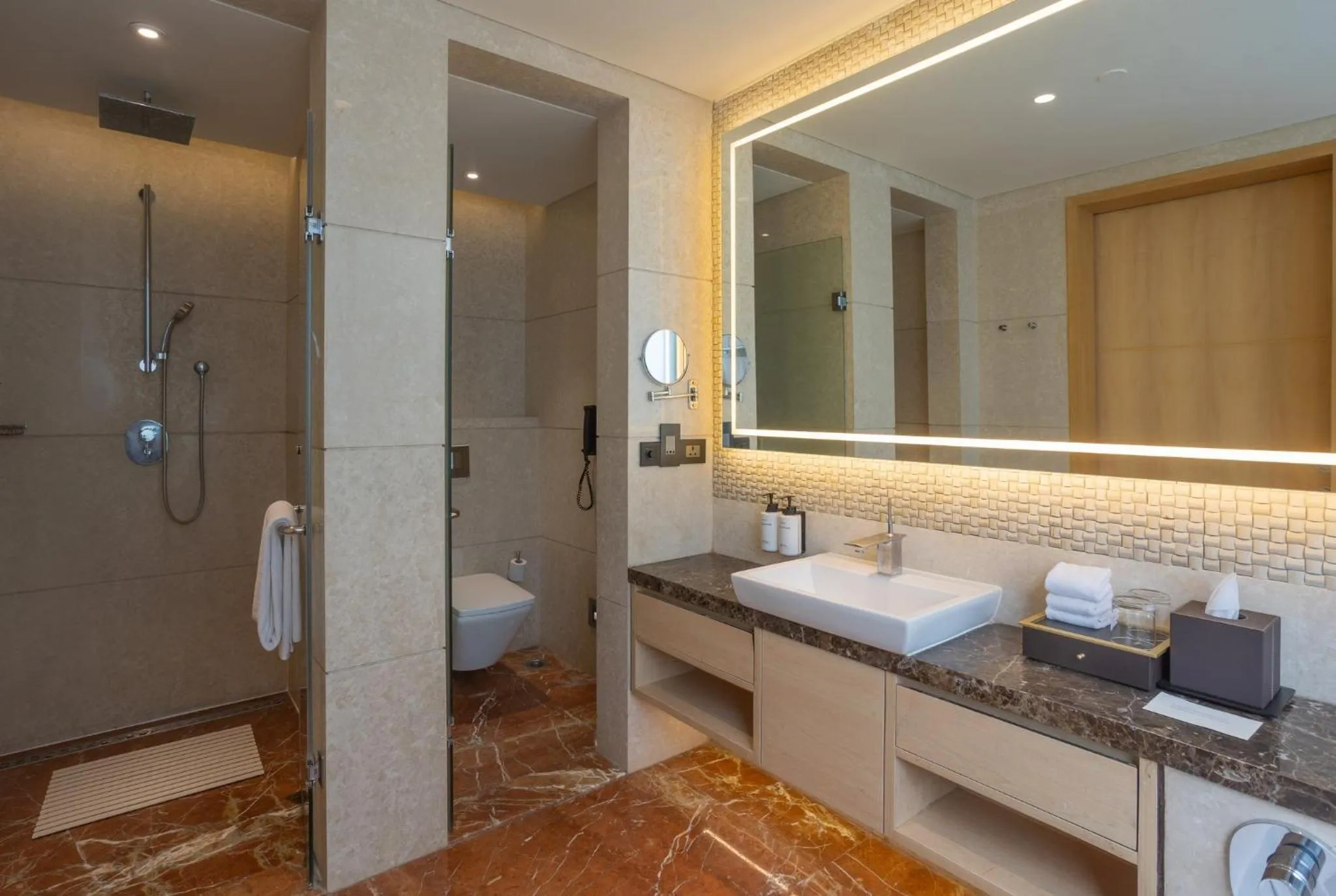 Photo of the whole room in InterContinental Jaipur Tonk Road by IHG