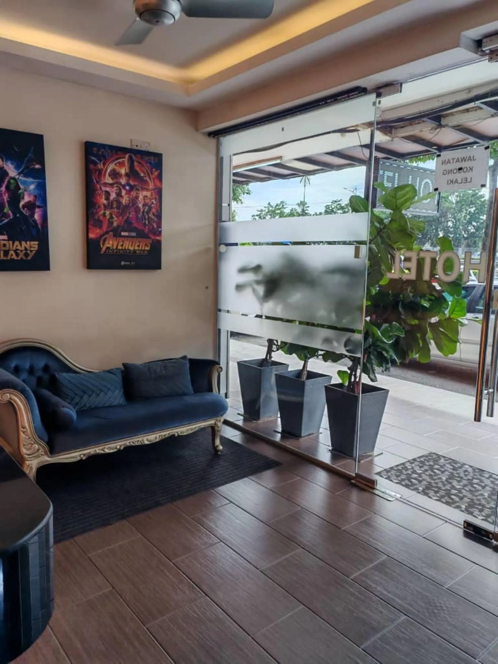 Lobby or reception in Vitro Hotel