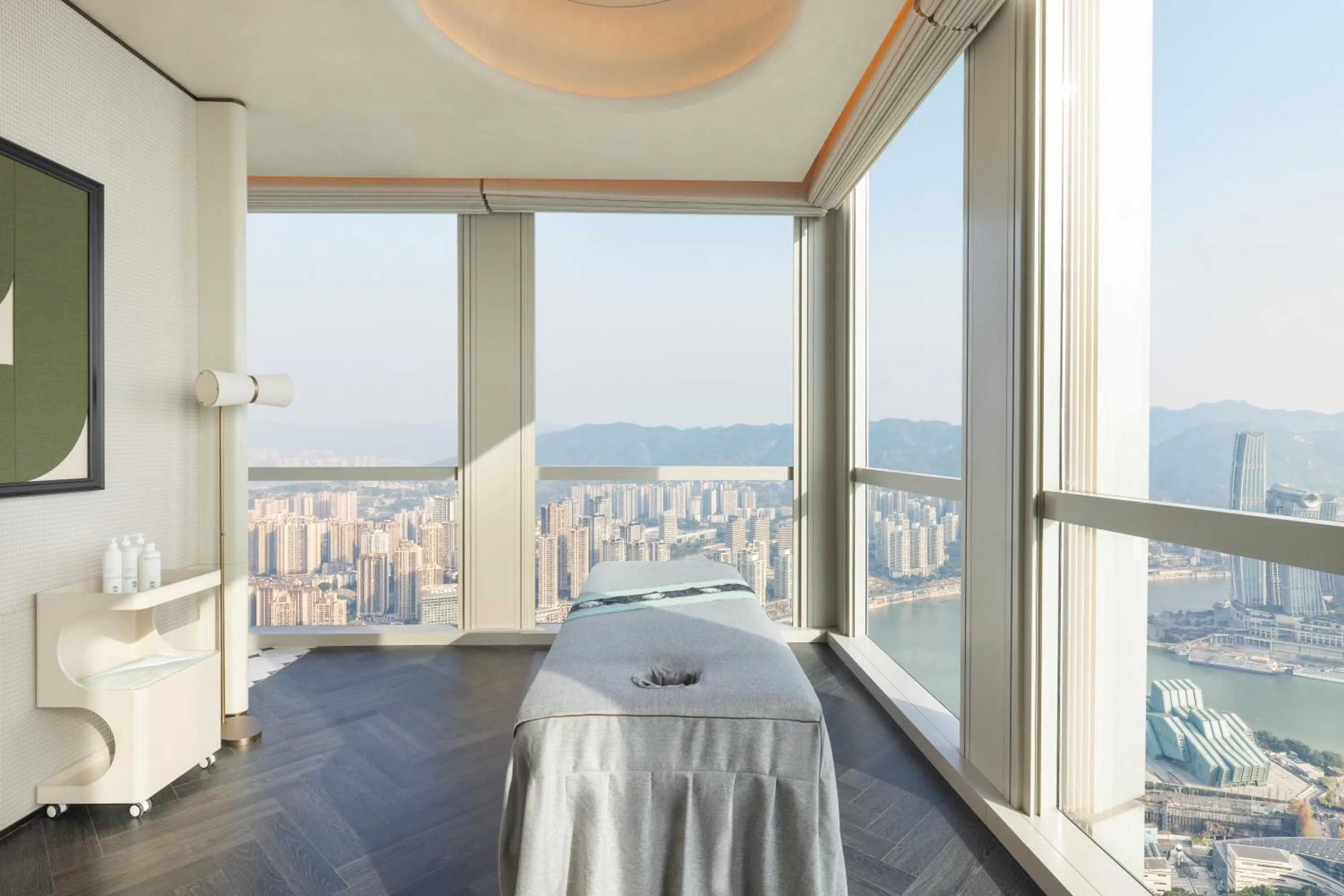 Spa and wellness centre/facilities in Vignette Collection TFT Chongqing by IHG