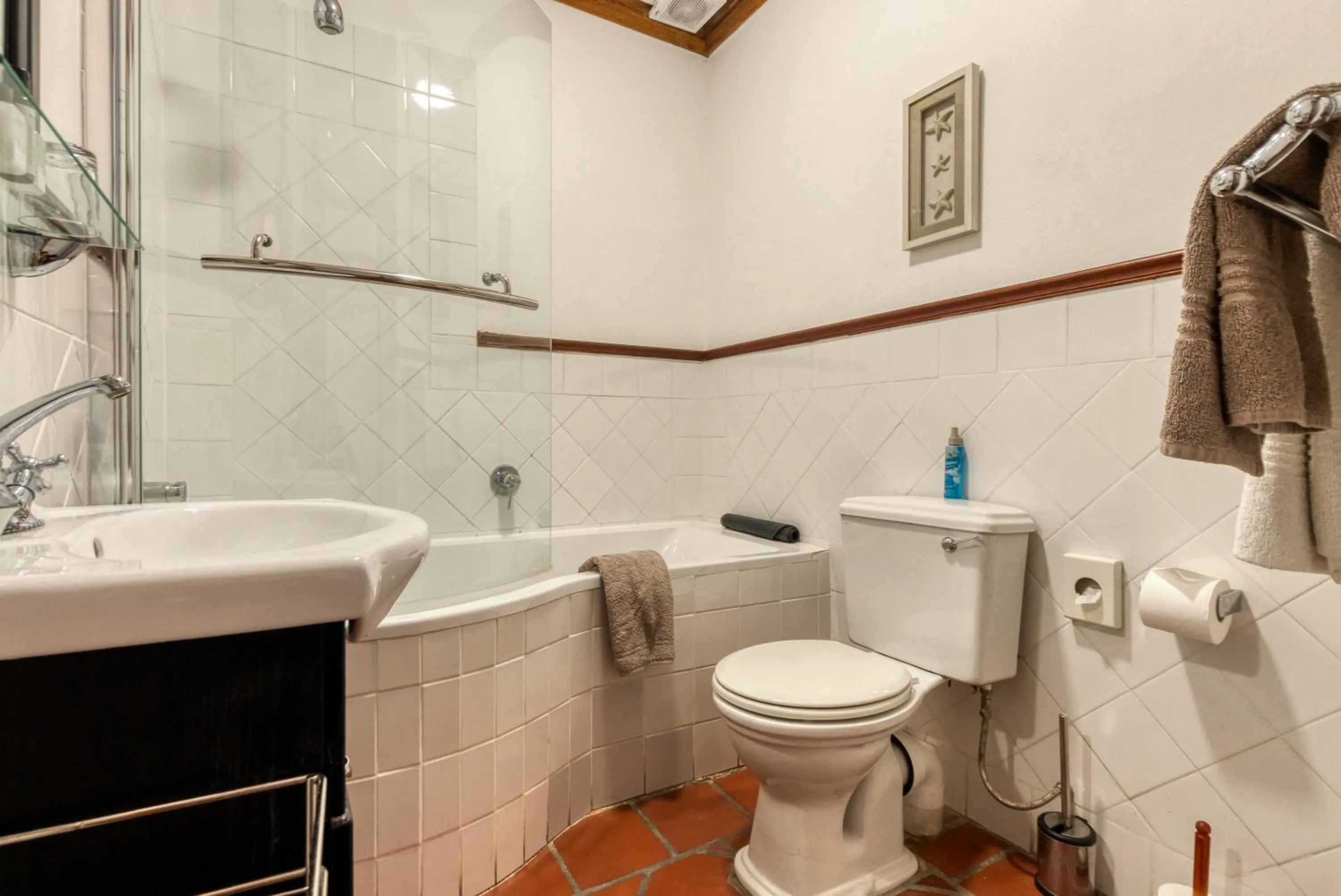 Bathroom in Berg en Zee Guesthouse