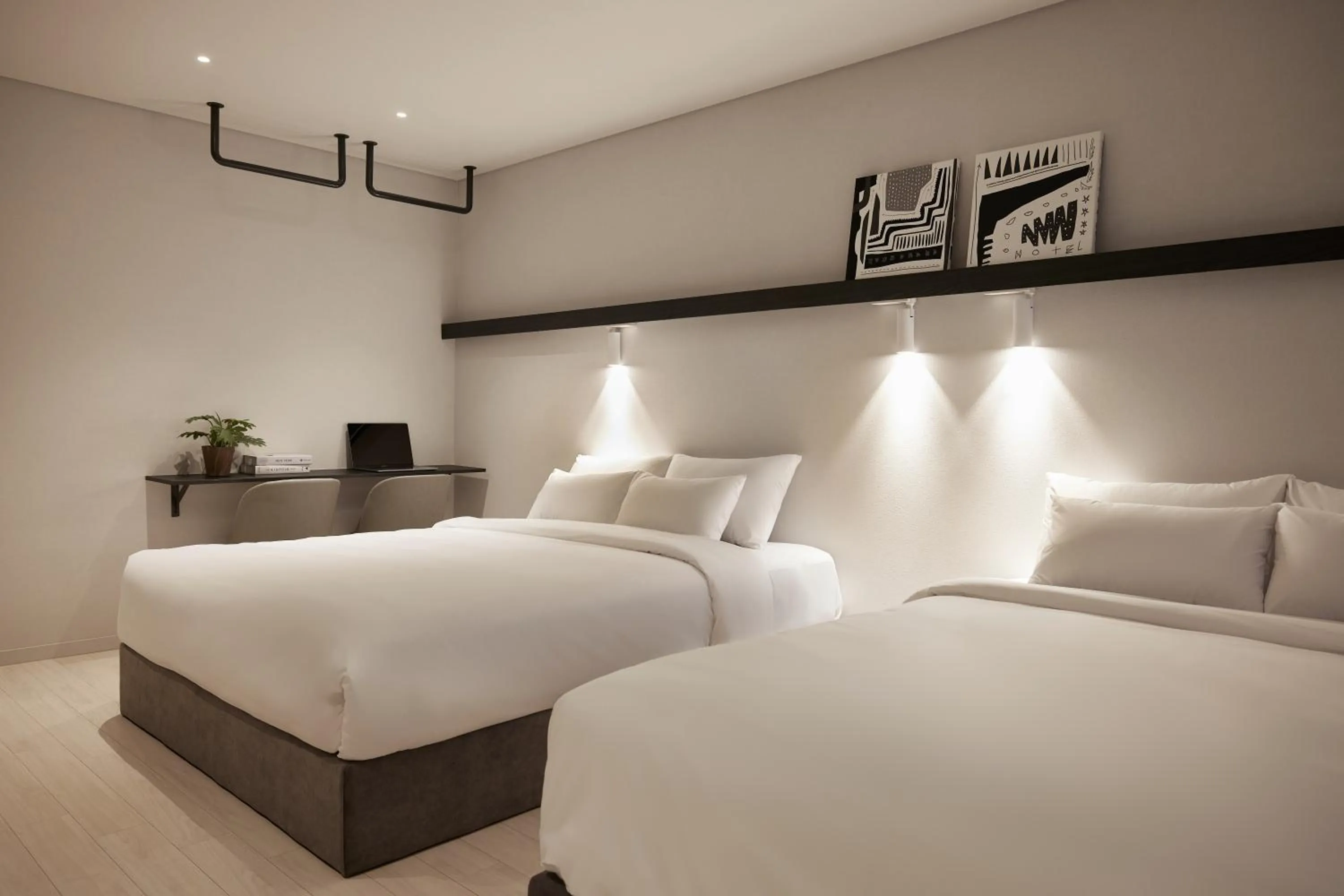 Bed in Yeouido Park Hotel