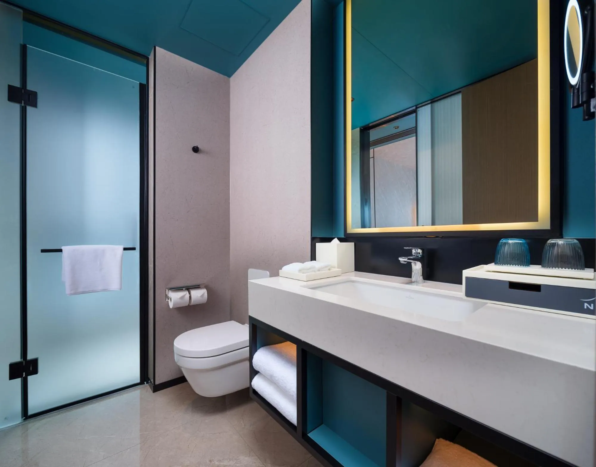 Toilet in Novotel Kunming Yunjin