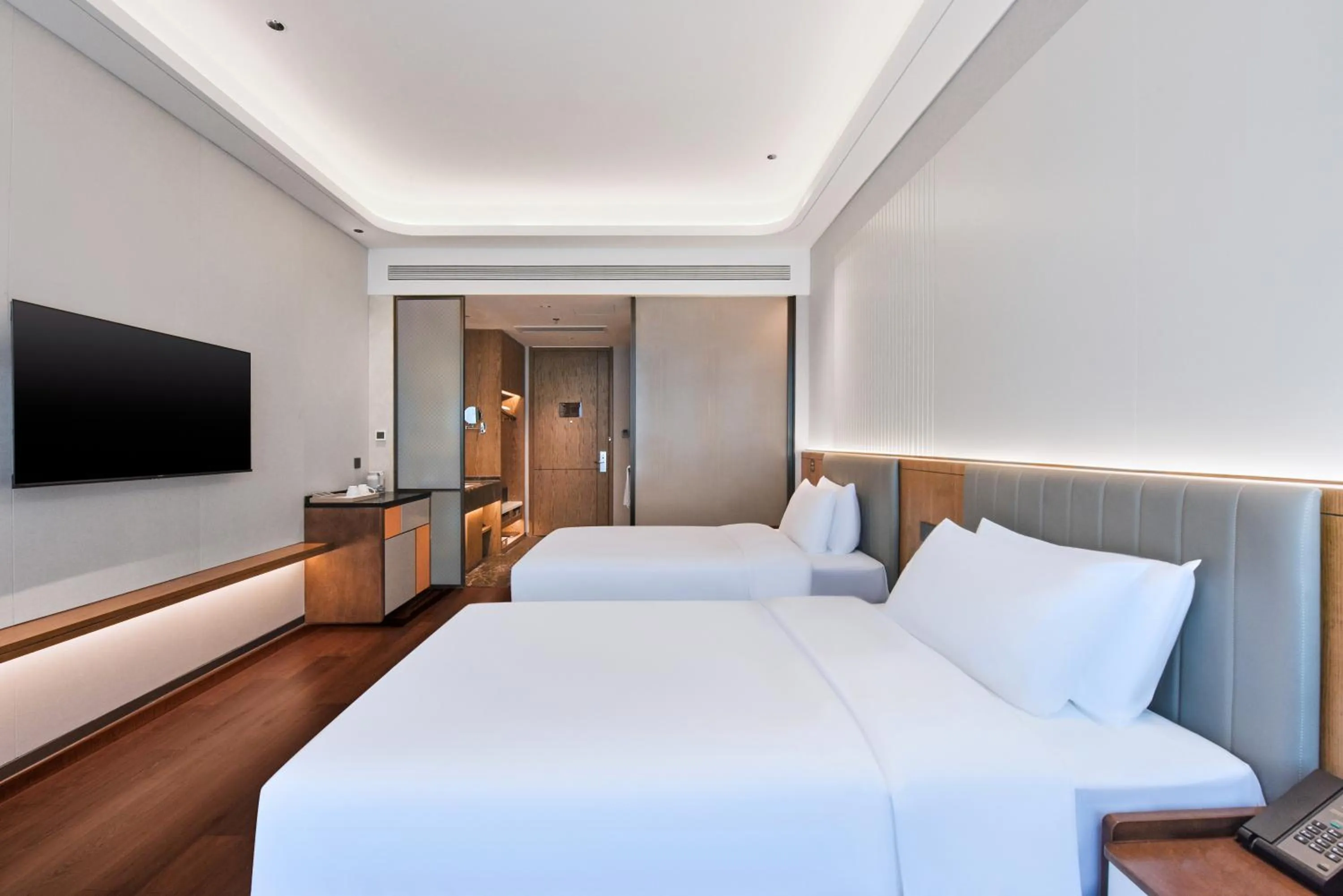 Bedroom in Novotel Jinan Airport