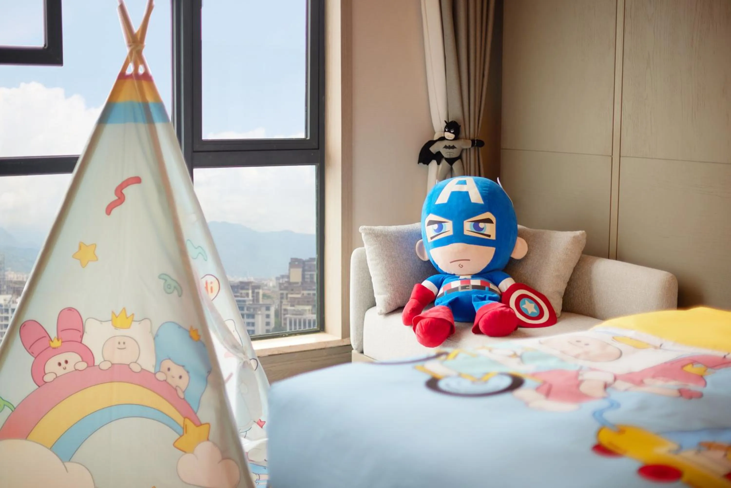 Bedroom in Crowne Plaza Dujiangyan by IHG