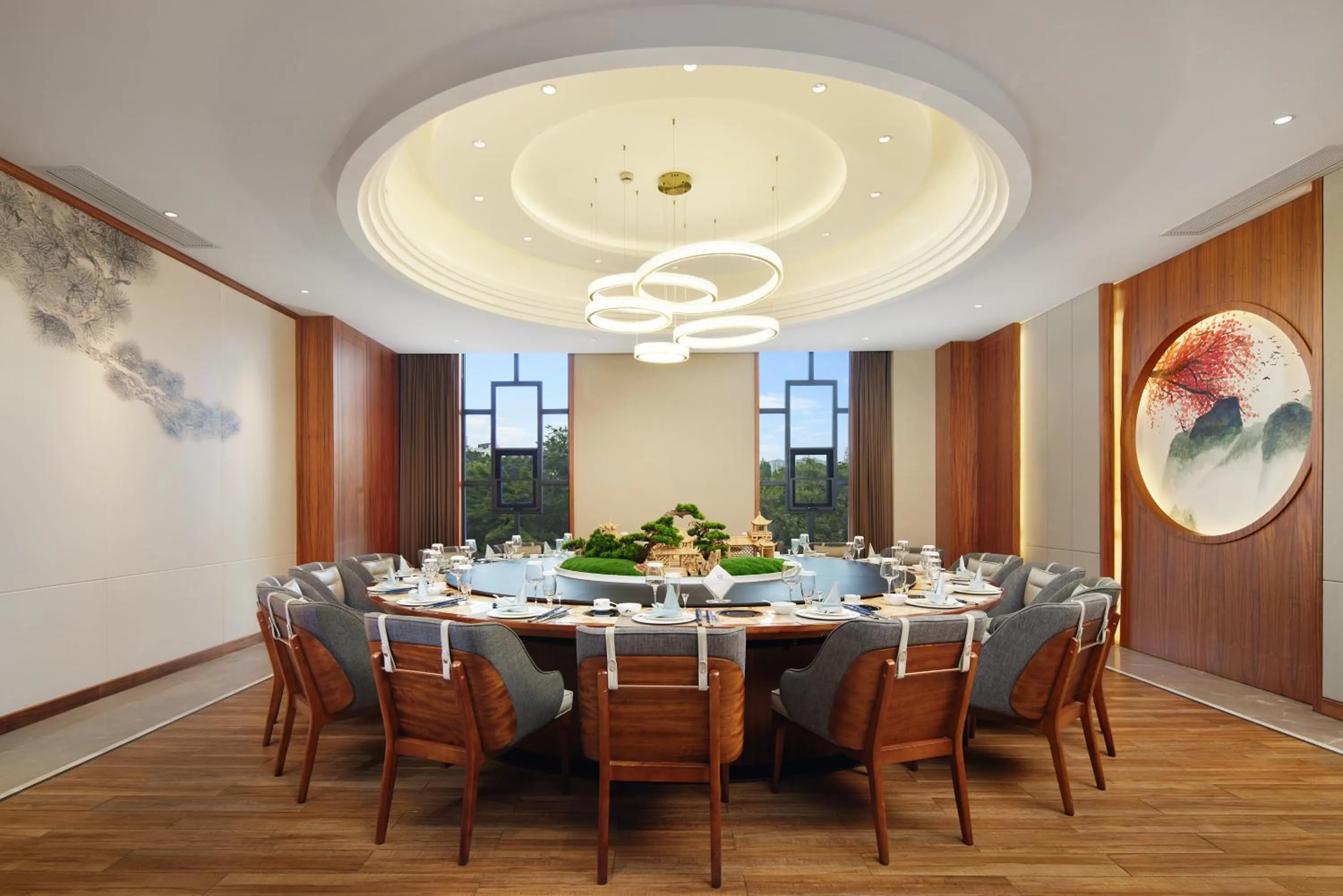 Restaurant/places to eat in Crowne Plaza Dujiangyan by IHG