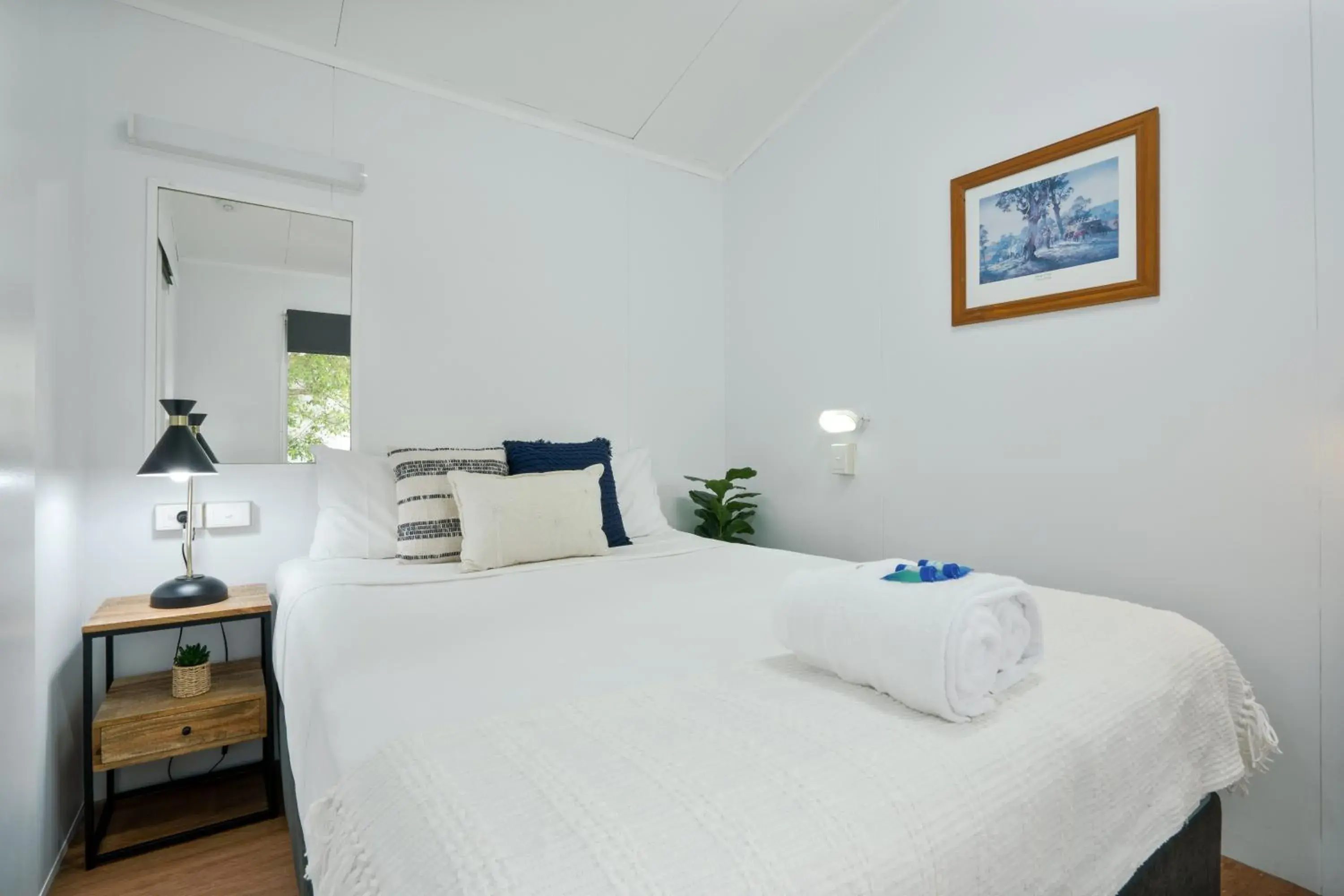 One-Bedroom Cabin in Tasman Holiday Parks - Fraser Coast One-Bedroom Cabin in Tasman Holiday Parks - Fraser Coast