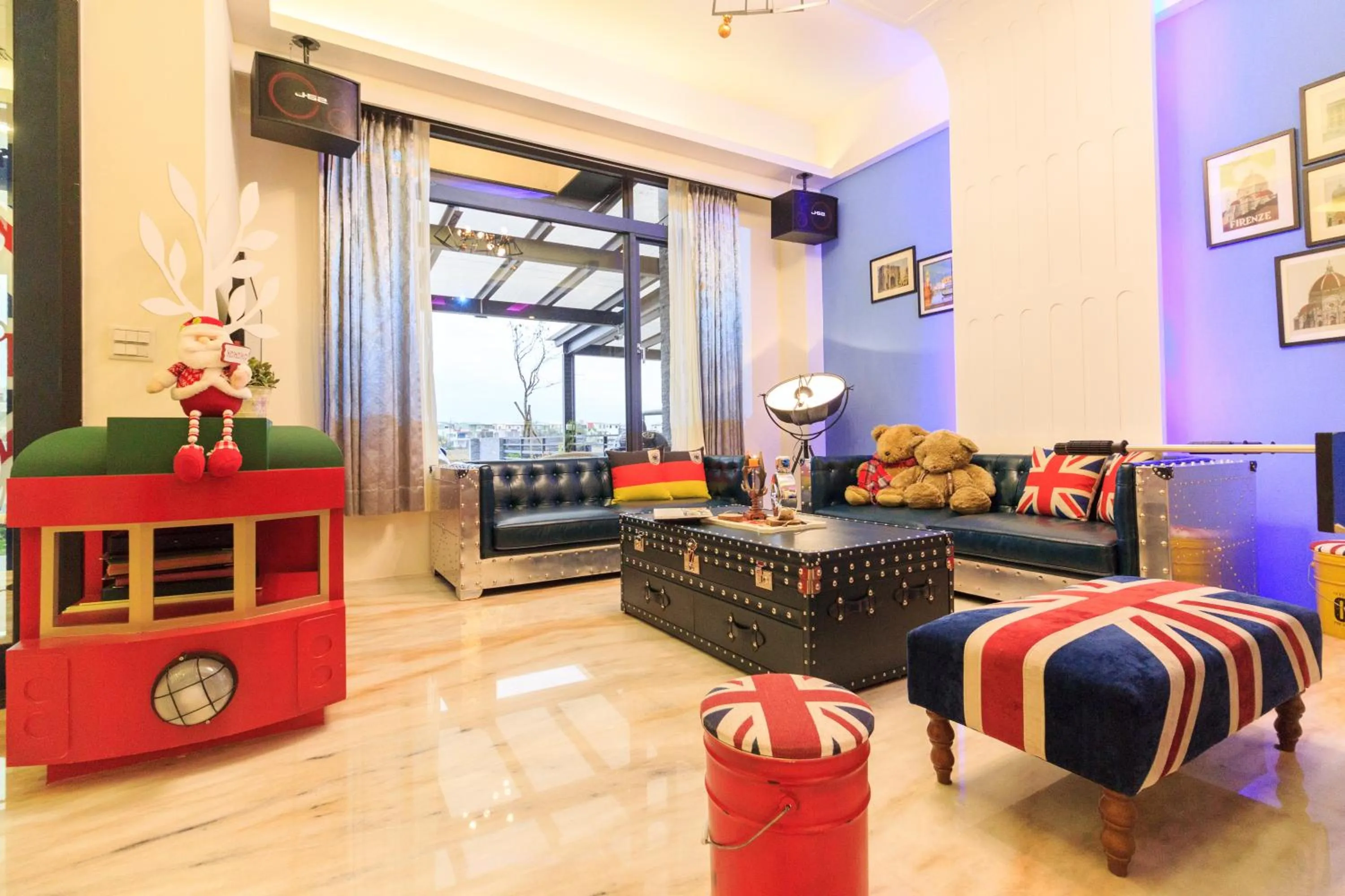 Living room in 宜蘭I Do主題電梯民宿