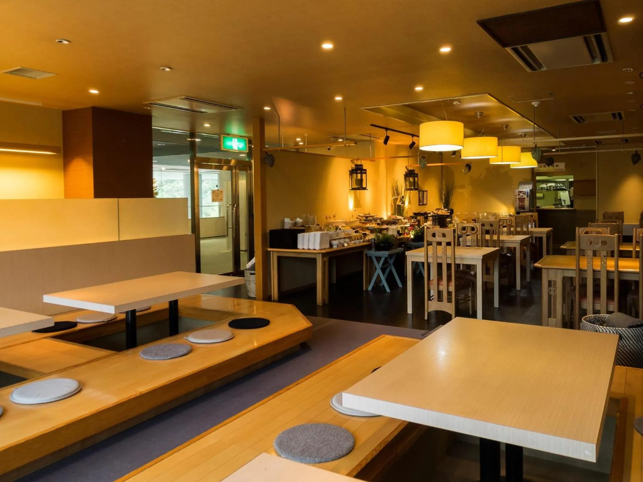 Restaurant/places to eat in Hotel Areaone Hiroshima Wing