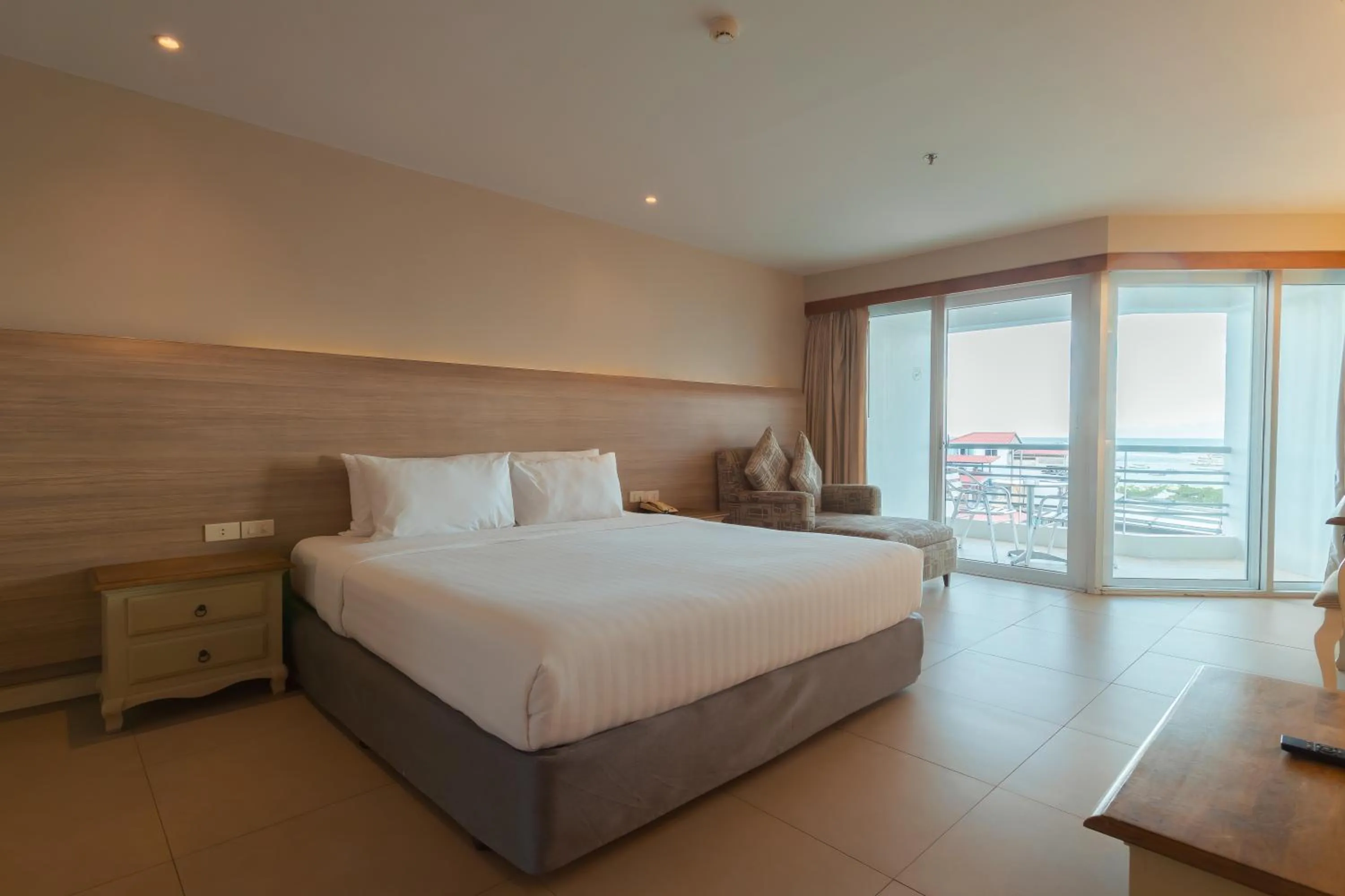 Bed in Sandy Spring Hotel