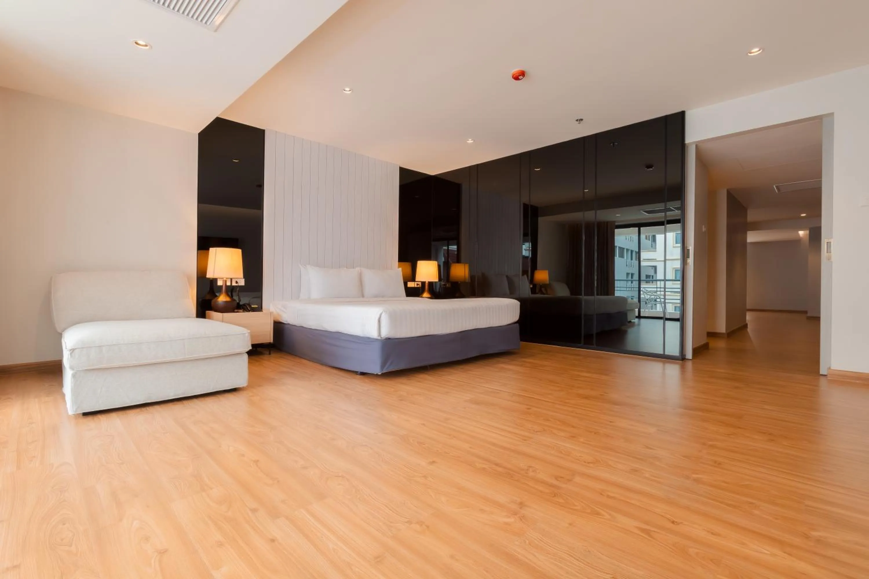 Bed in Sandy Spring Hotel