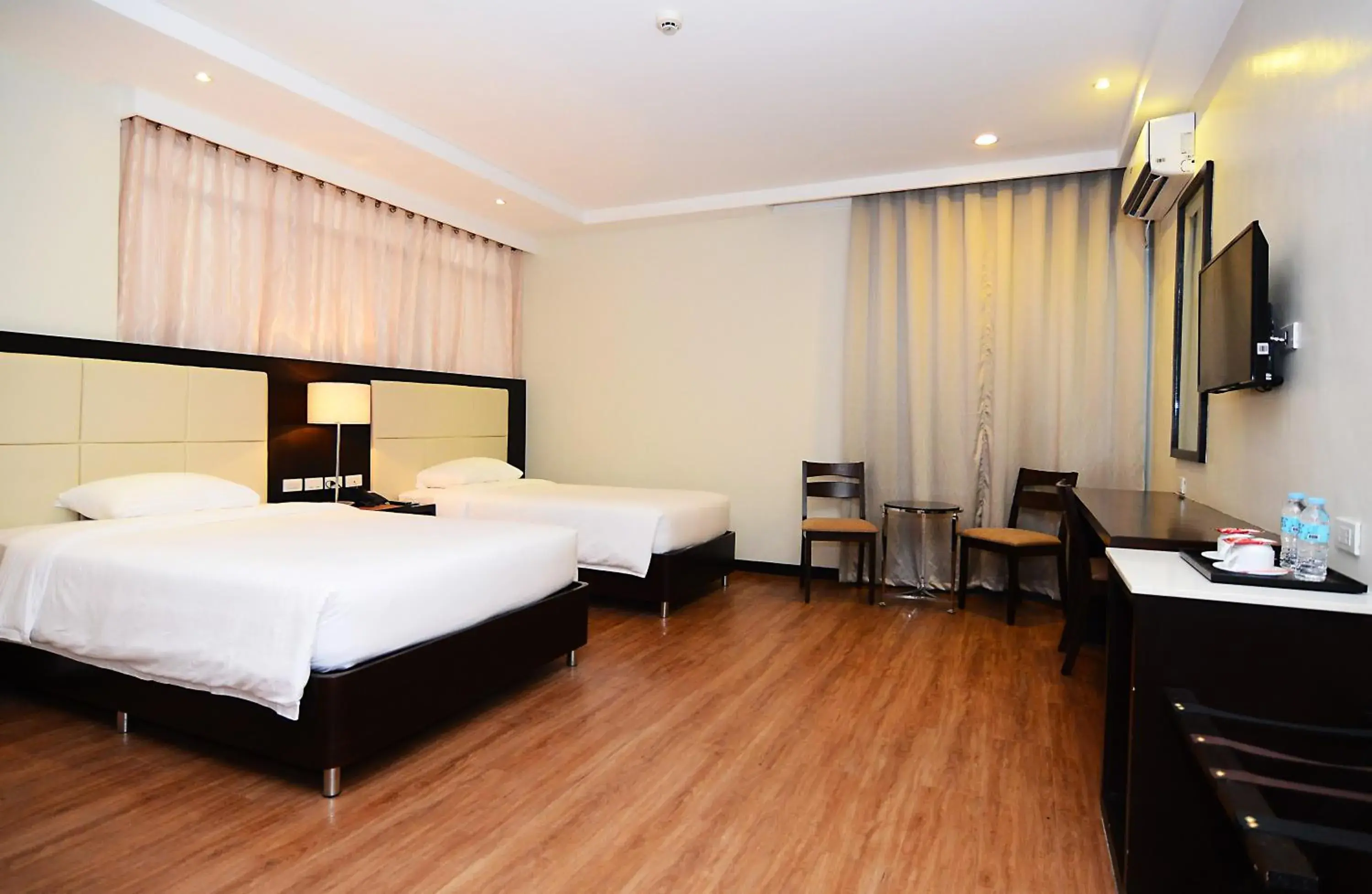 Junior Suite in Ever O Business Hotel Junior Suite in Ever O Business Hotel