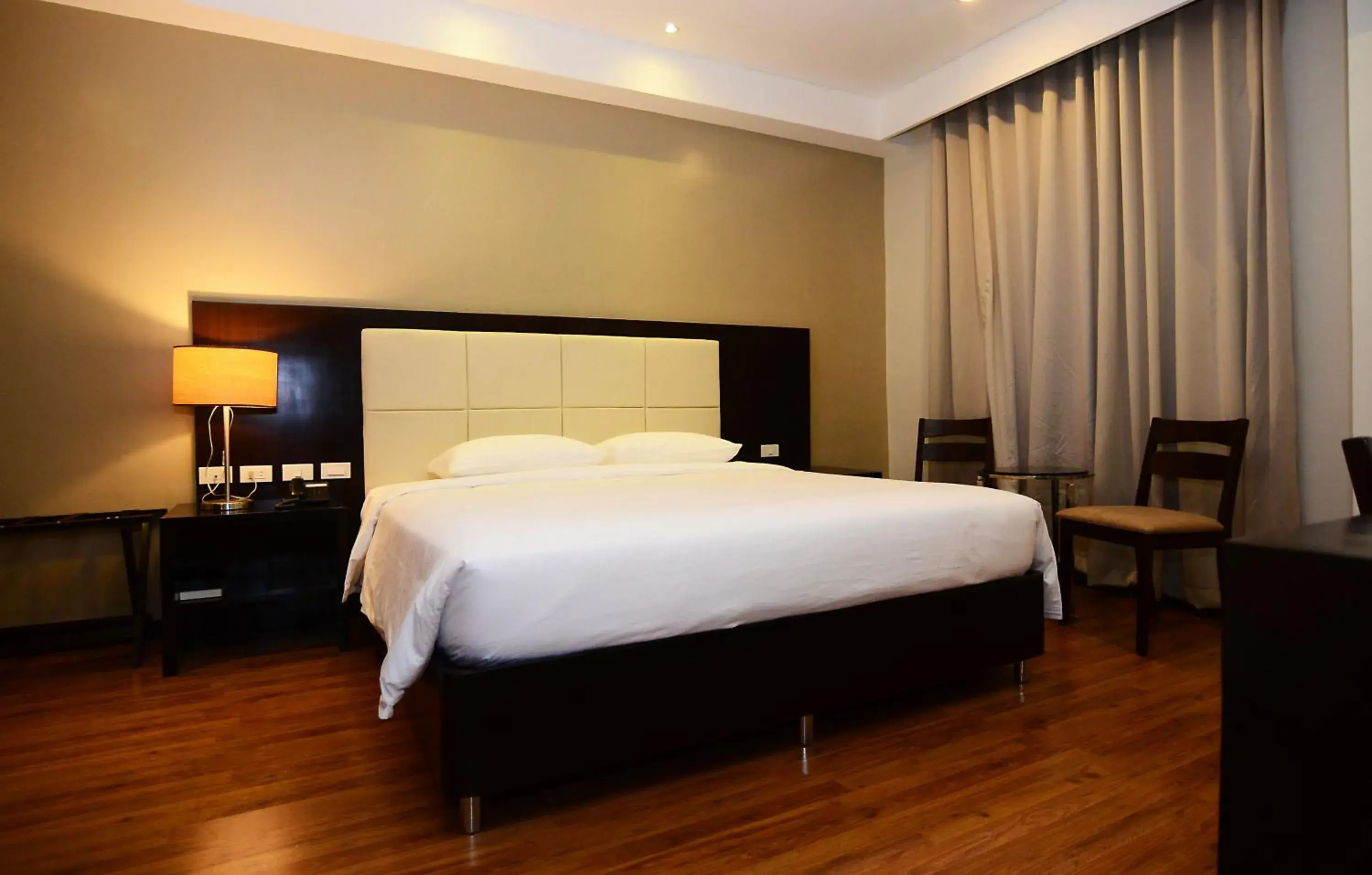 Suite in Ever O Business Hotel Suite in Ever O Business Hotel