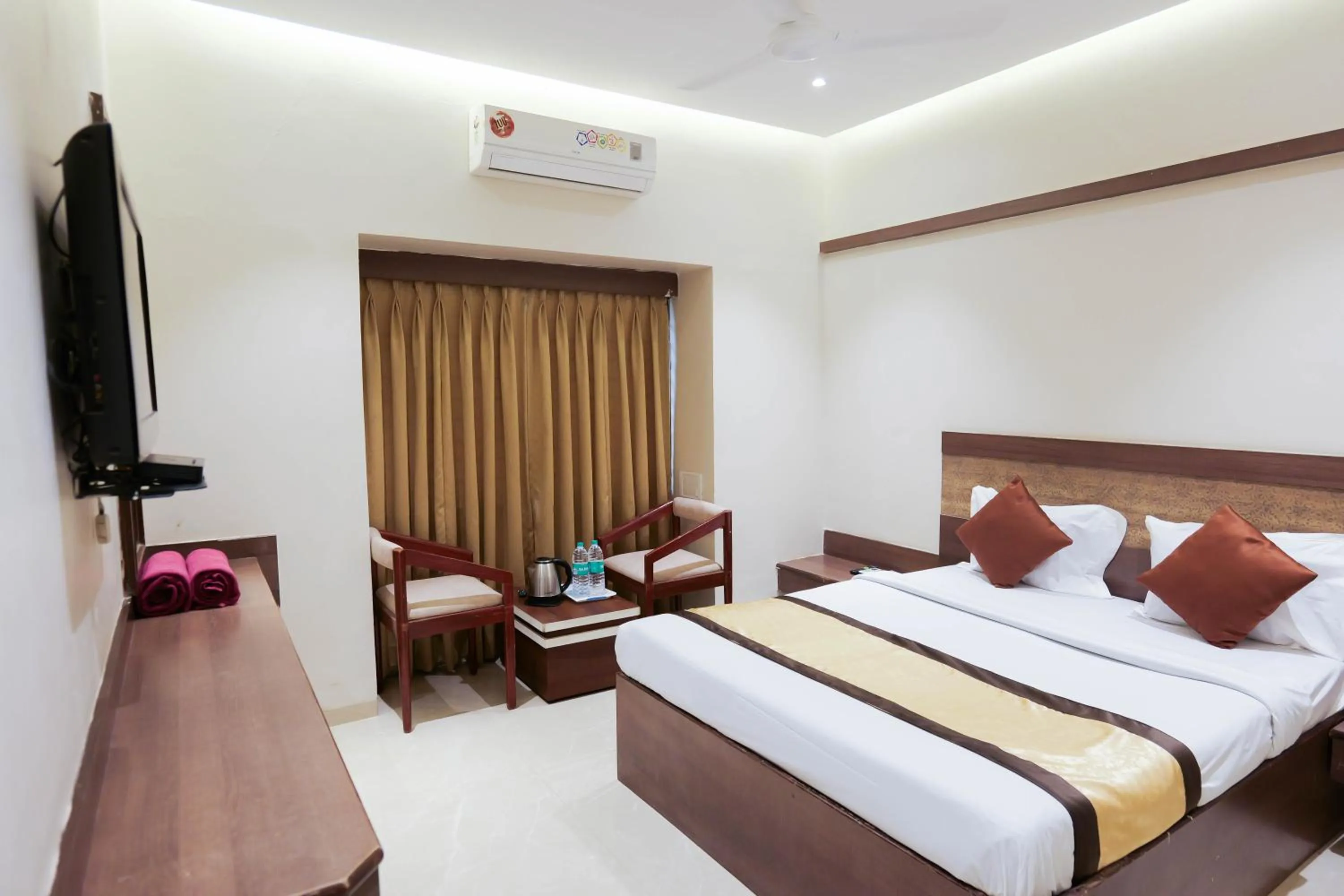 Bedroom, Bed in Hotel Laxmi Palace