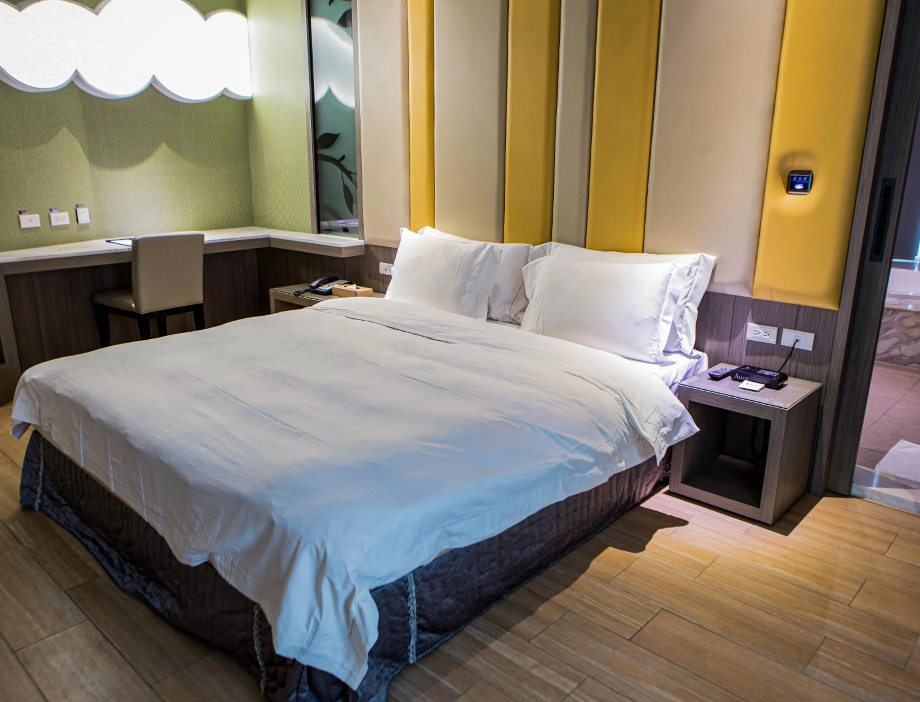 Bed in All-Ur Boutique Motel - Tai Tung Branch