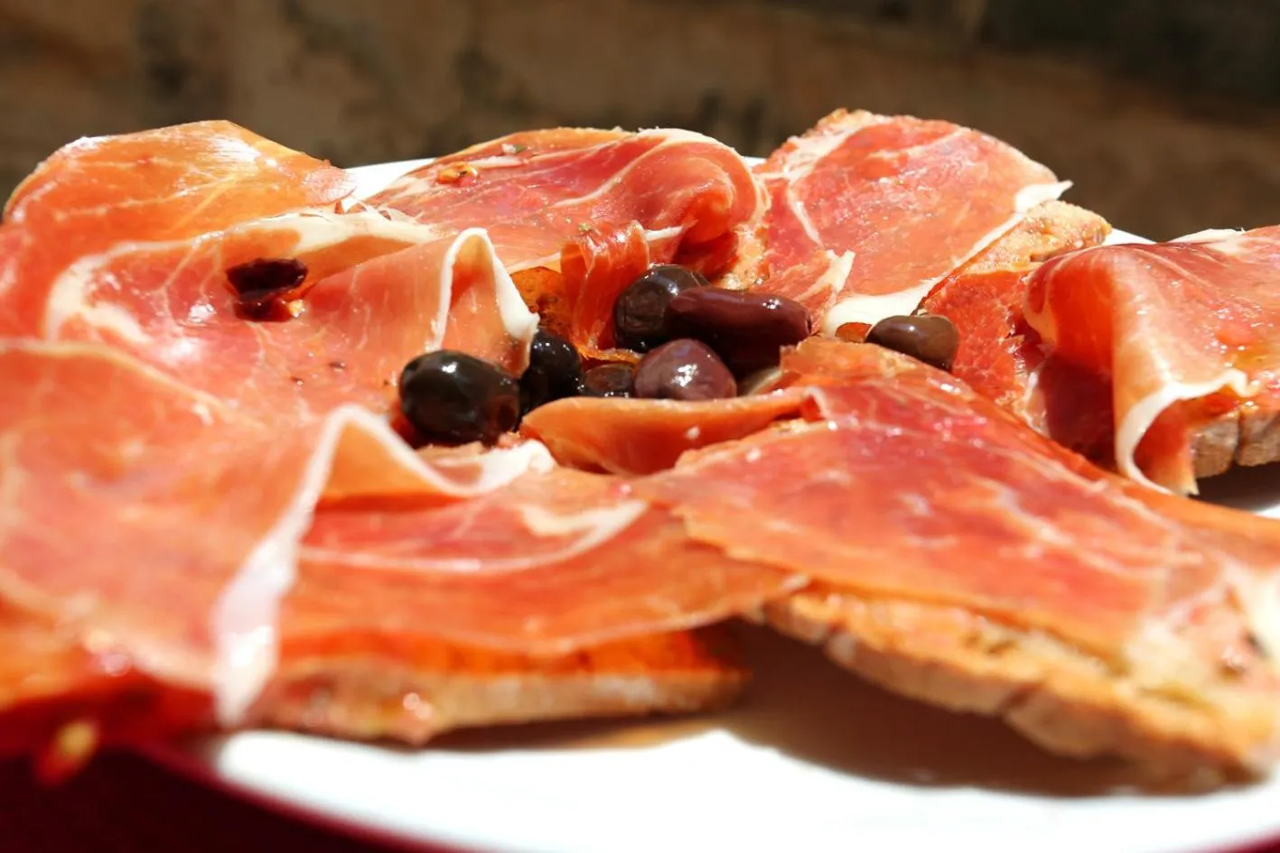 Cycling in Embat - Hostel