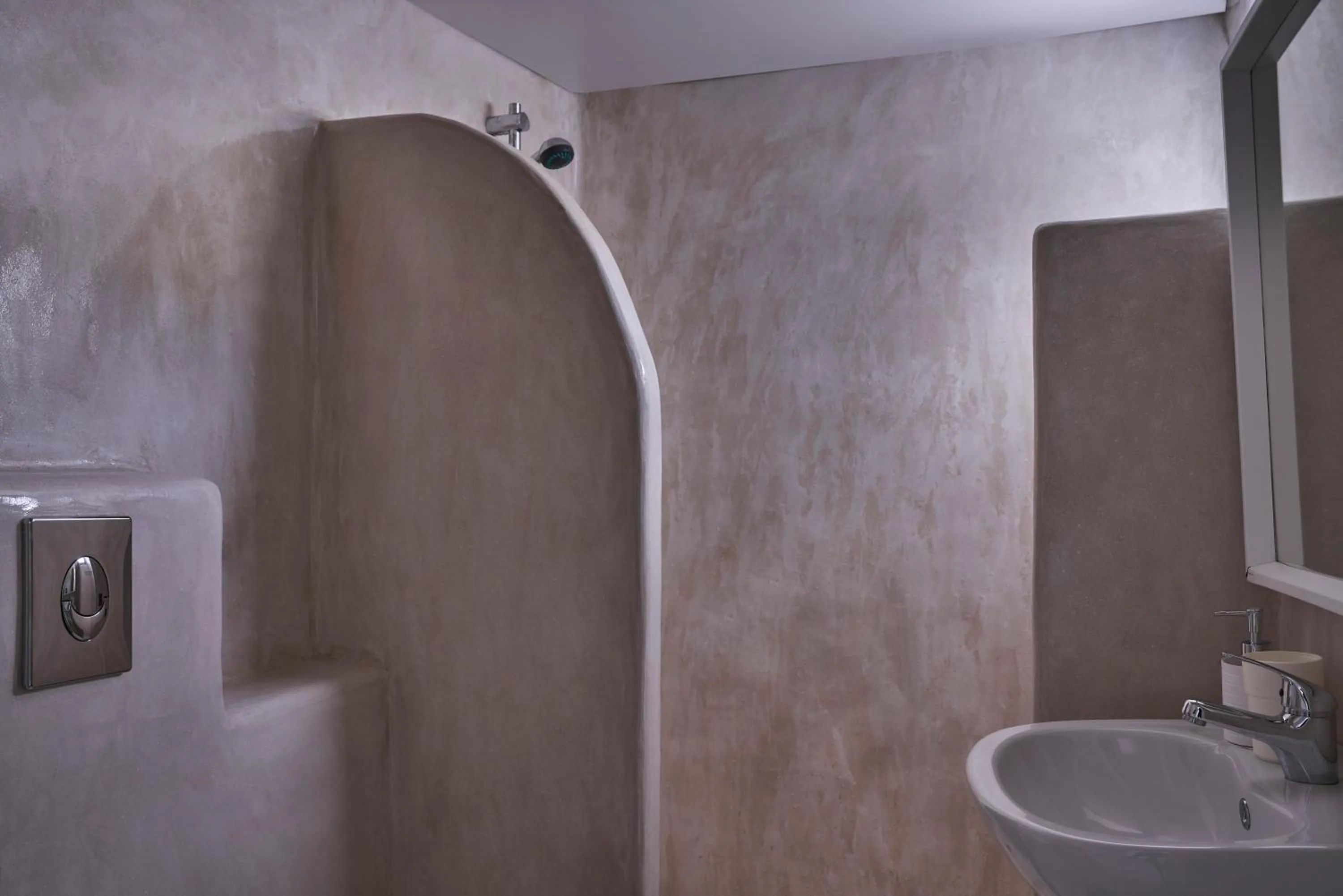 Bathroom in Fava Eco Suites