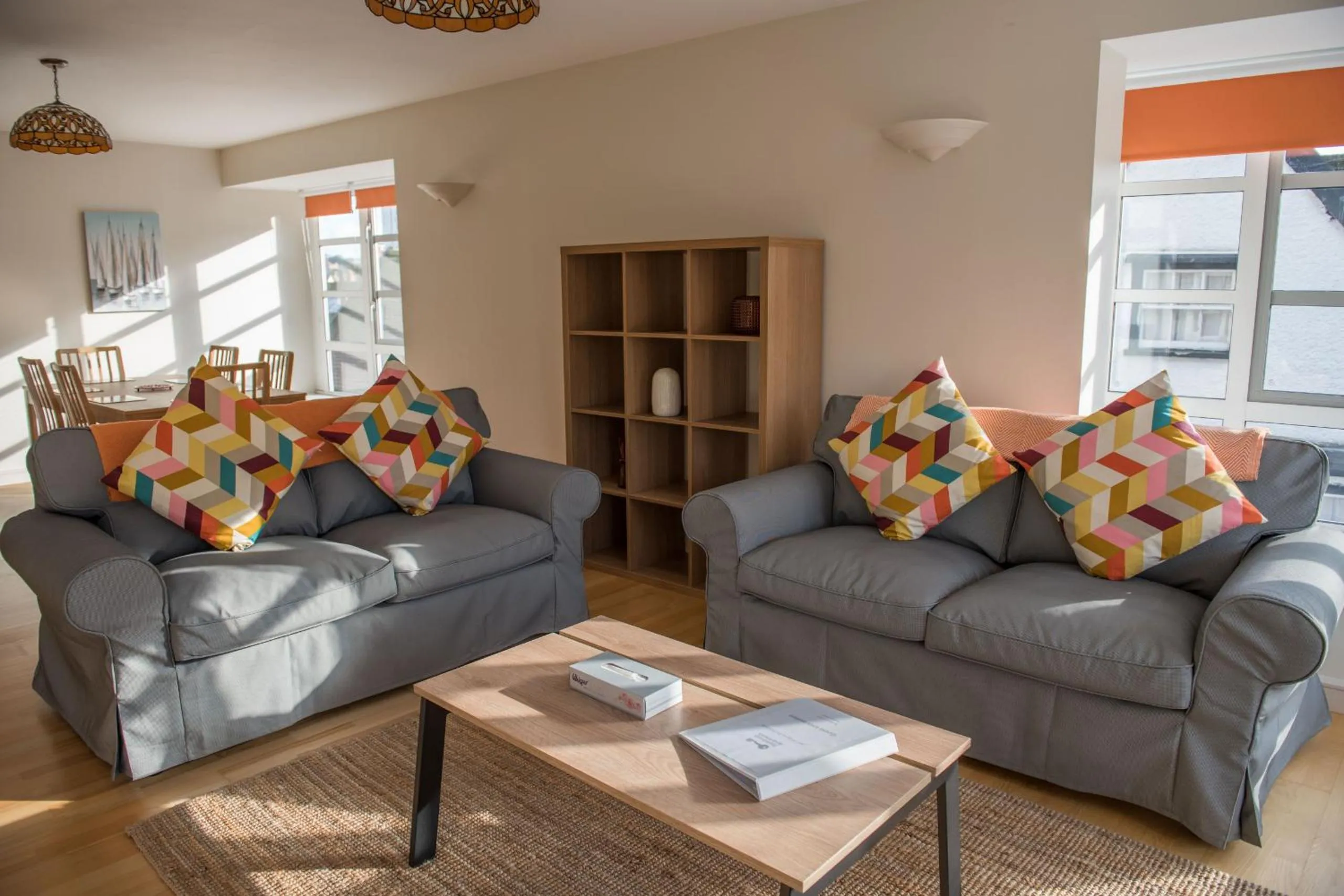 Communal lounge/ TV room in Toothbrush Apartments - Central Ipswich St Peters St