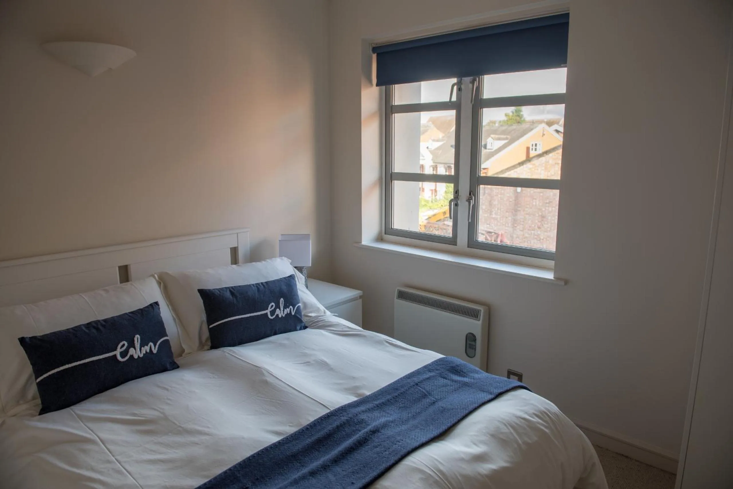 Bed in Toothbrush Apartments - Central Ipswich St Peters St