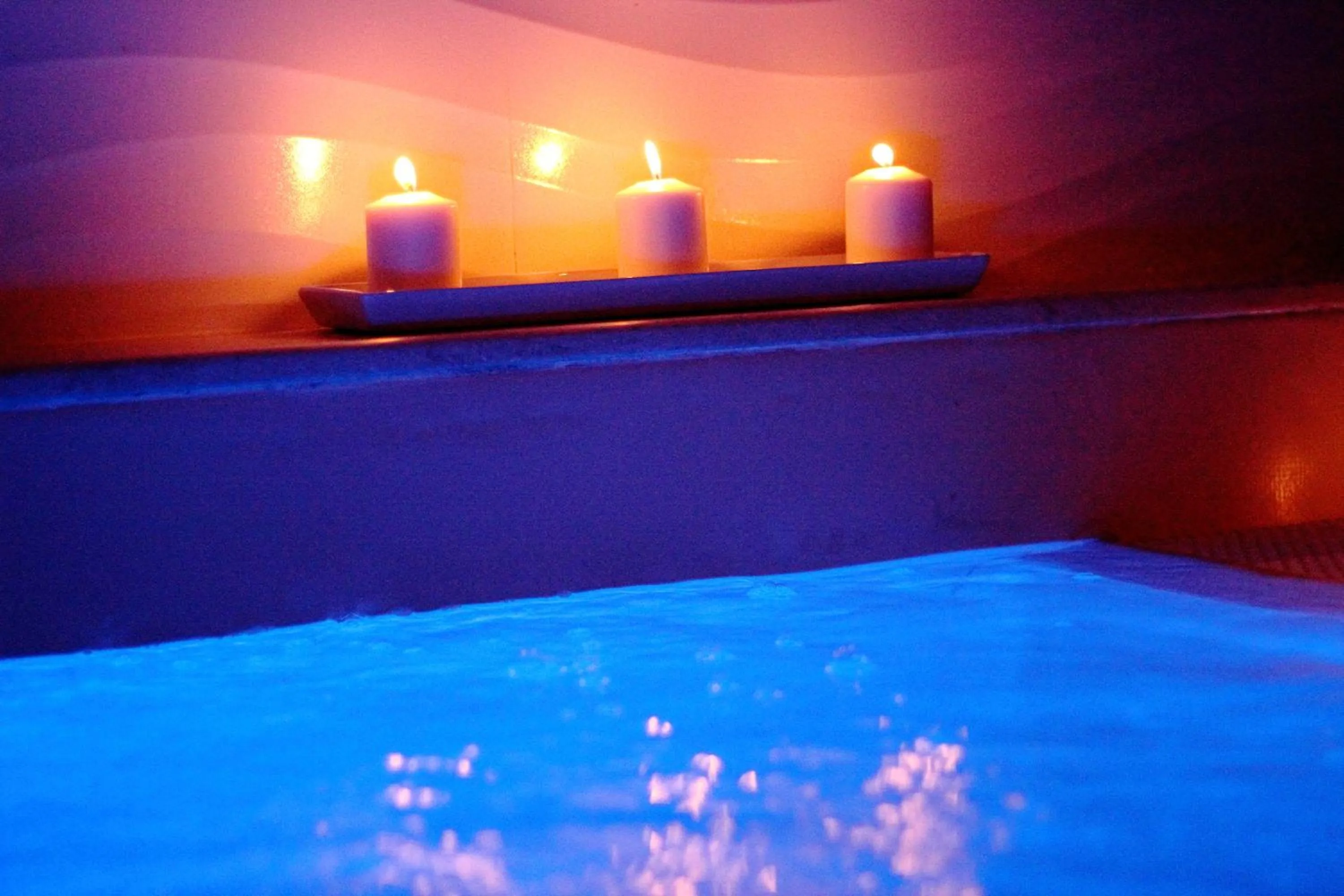 Hot Tub in Palazzo San Vincenzo